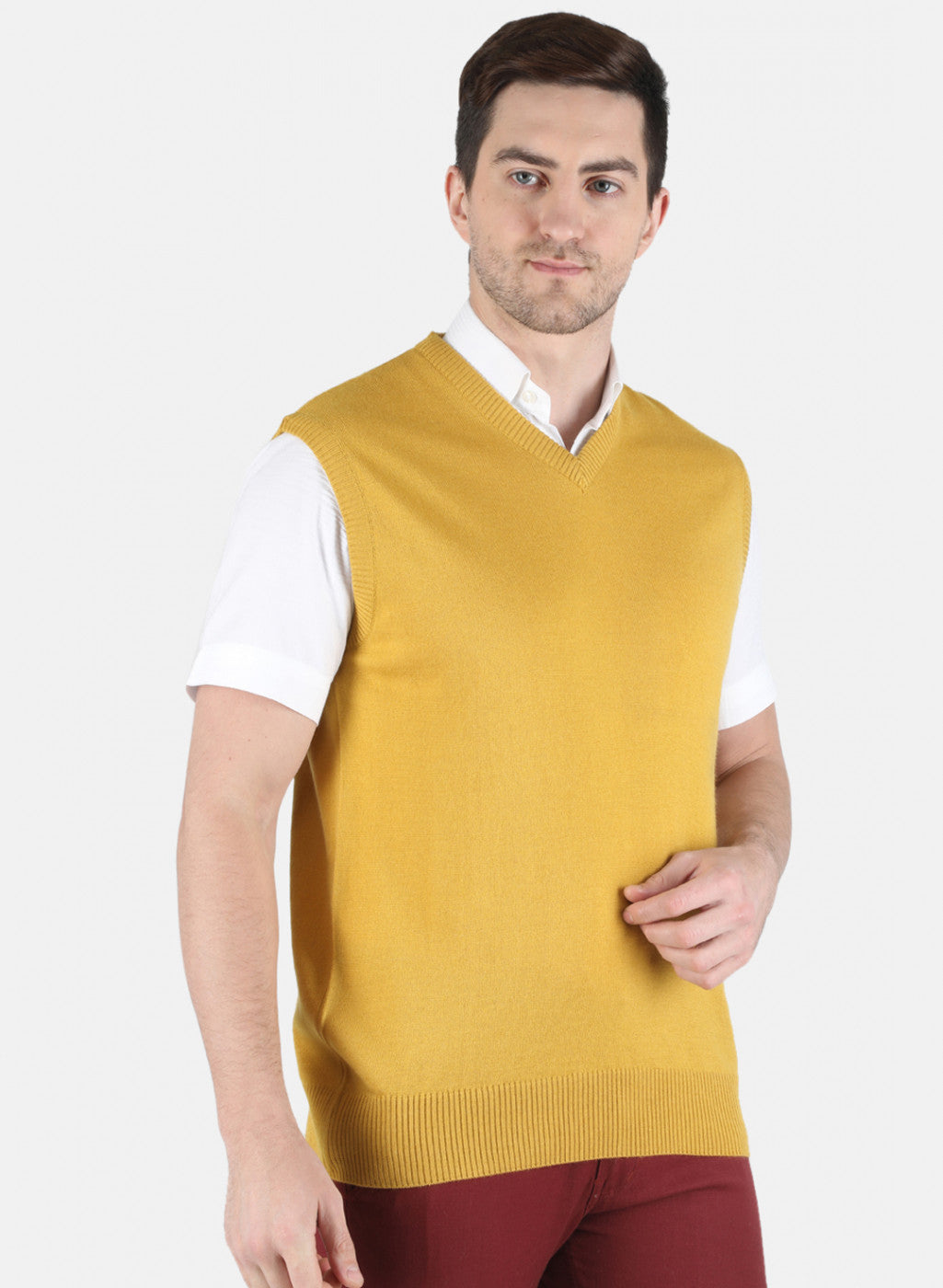 Men Yellow Solid Sweater