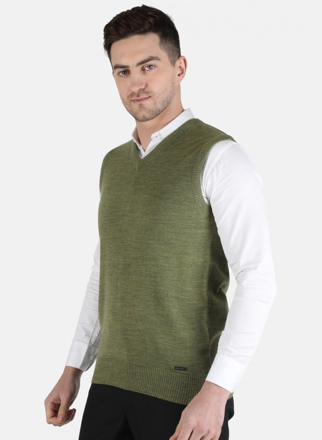 Men Olive Solid Sweater