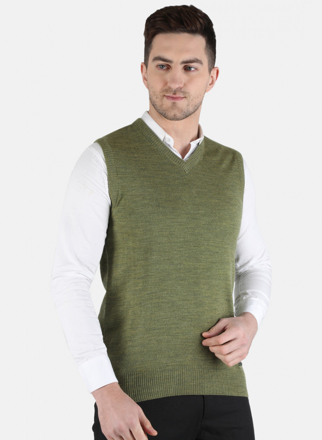 Men Olive Solid Sweater