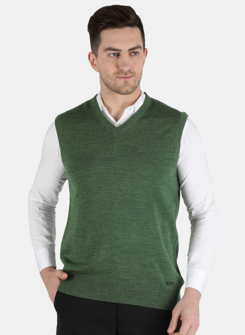 Men Green Solid Sweater