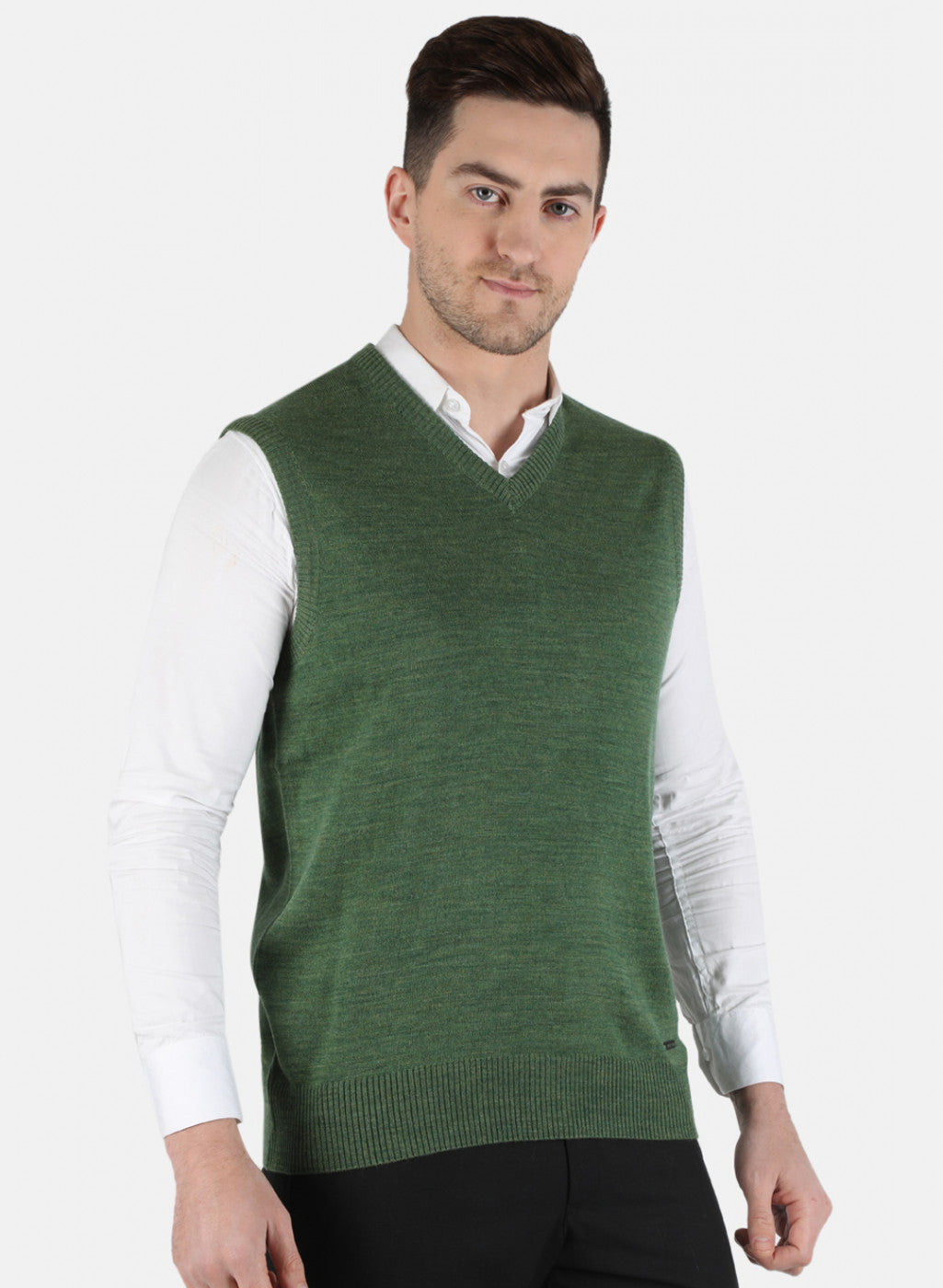 Men Green Solid Sweater