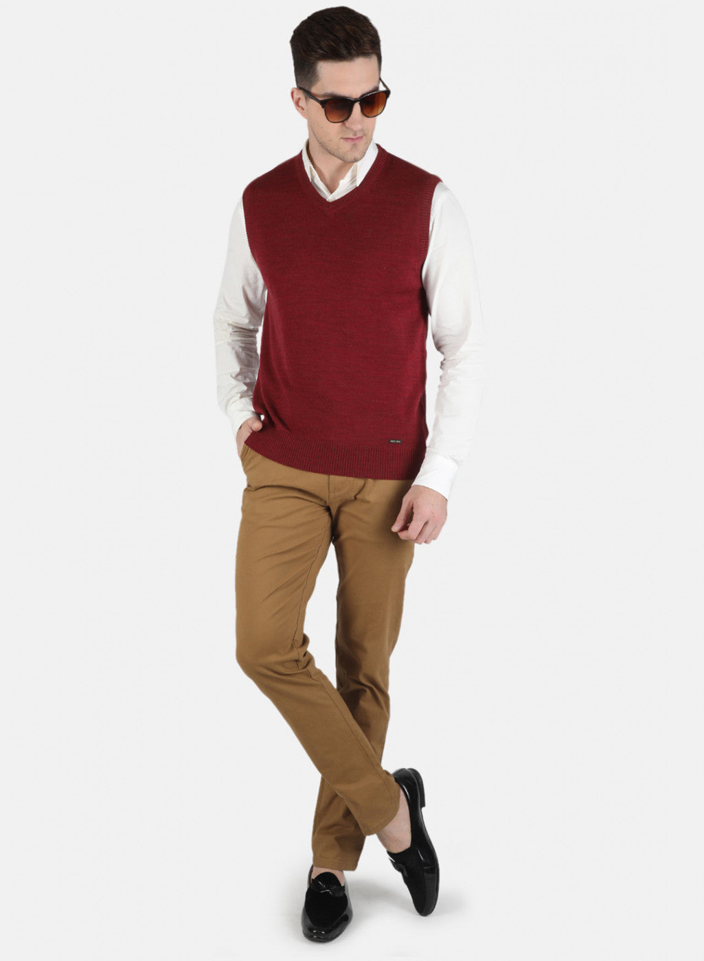 Men Maroon Solid Sweater