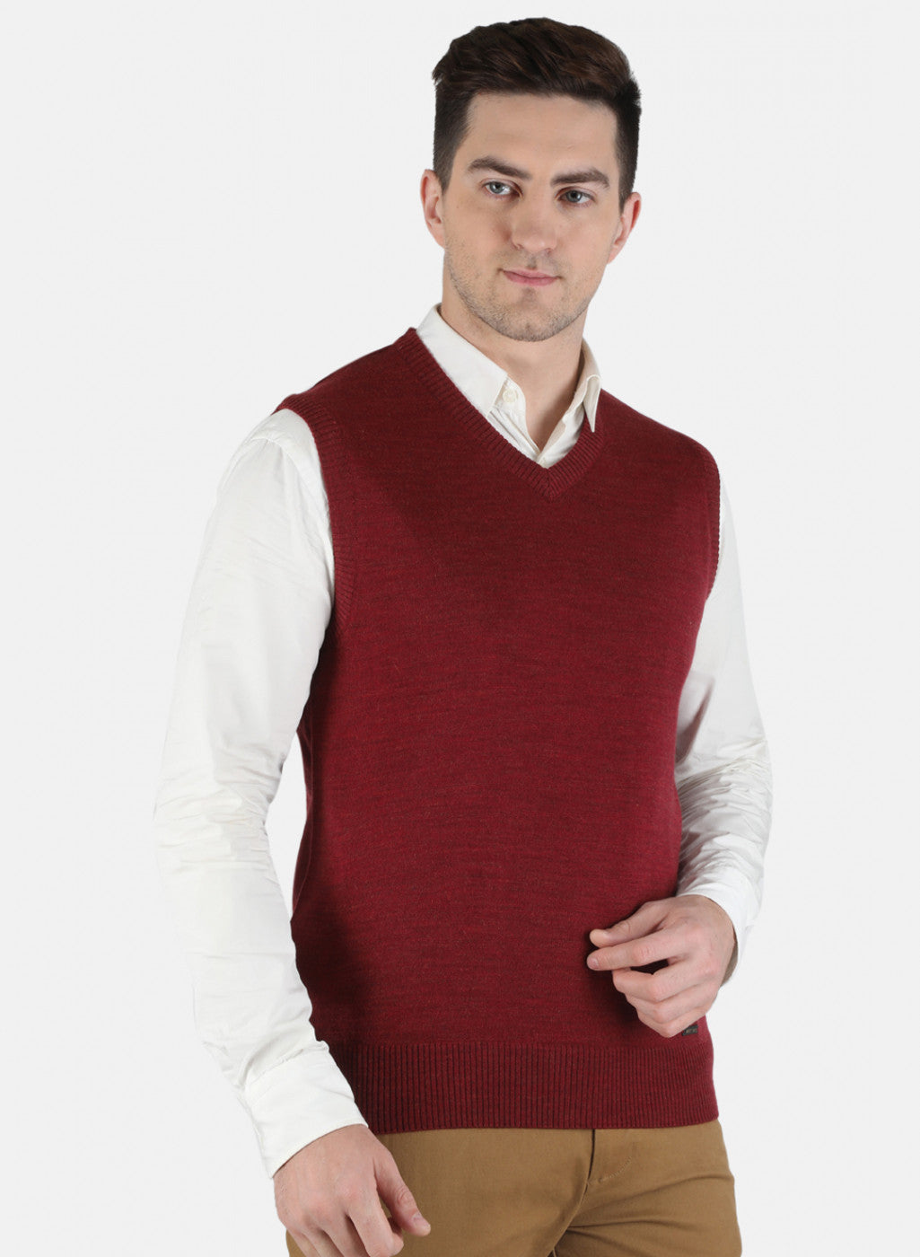 Men Maroon Solid Sweater