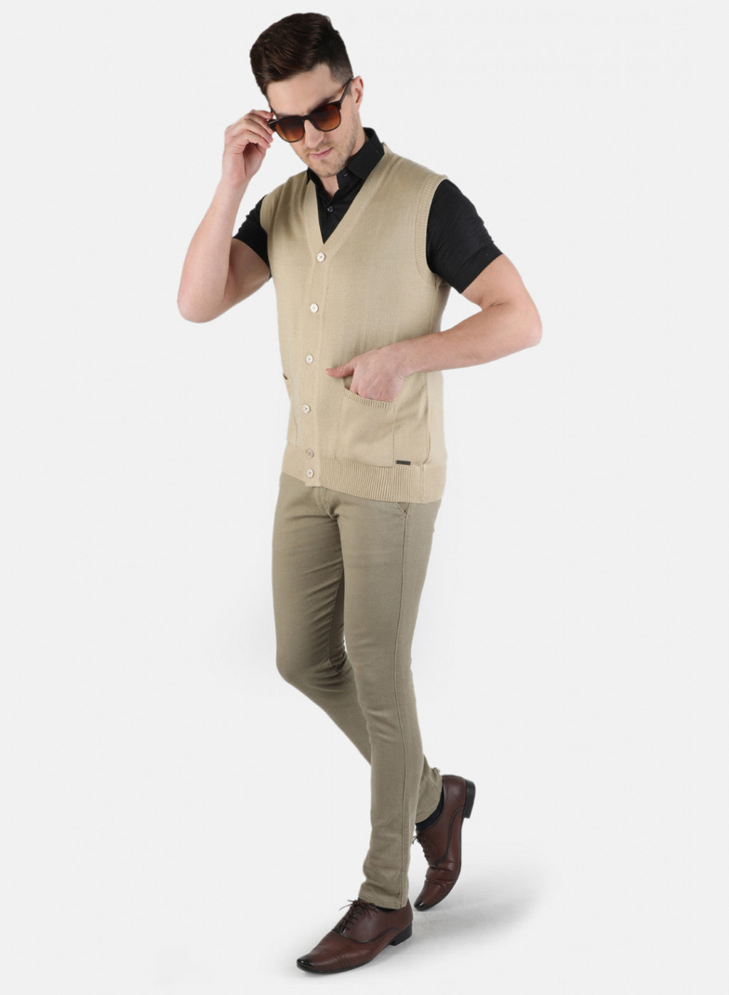 Men Beige Solid Cardigan