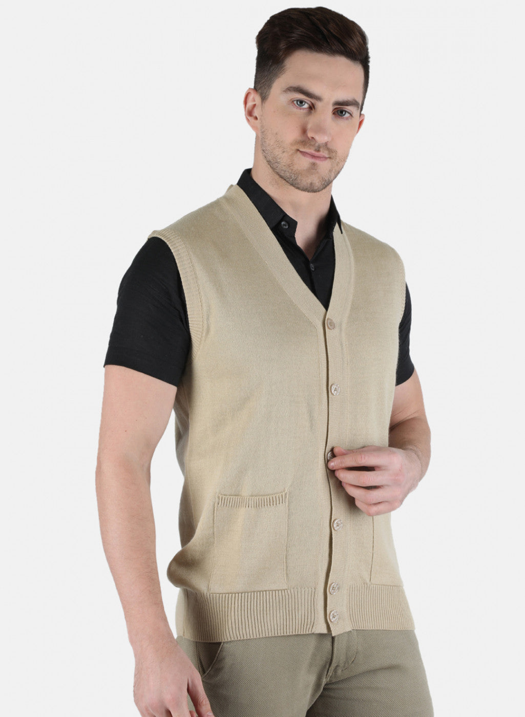 Men Beige Solid Cardigan