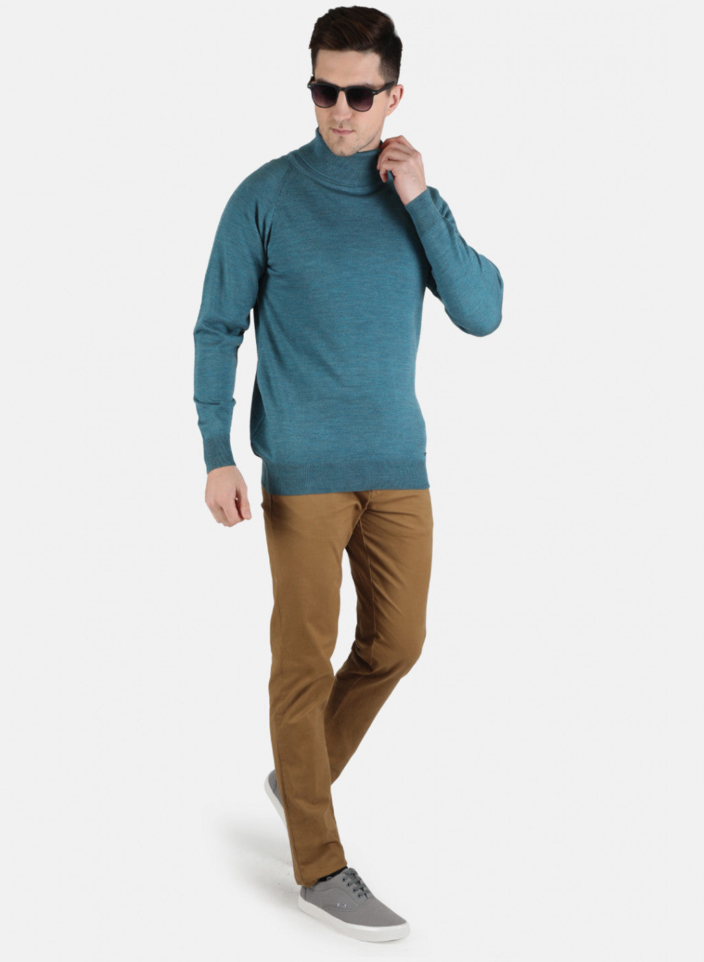 Men Green Solid Pullover