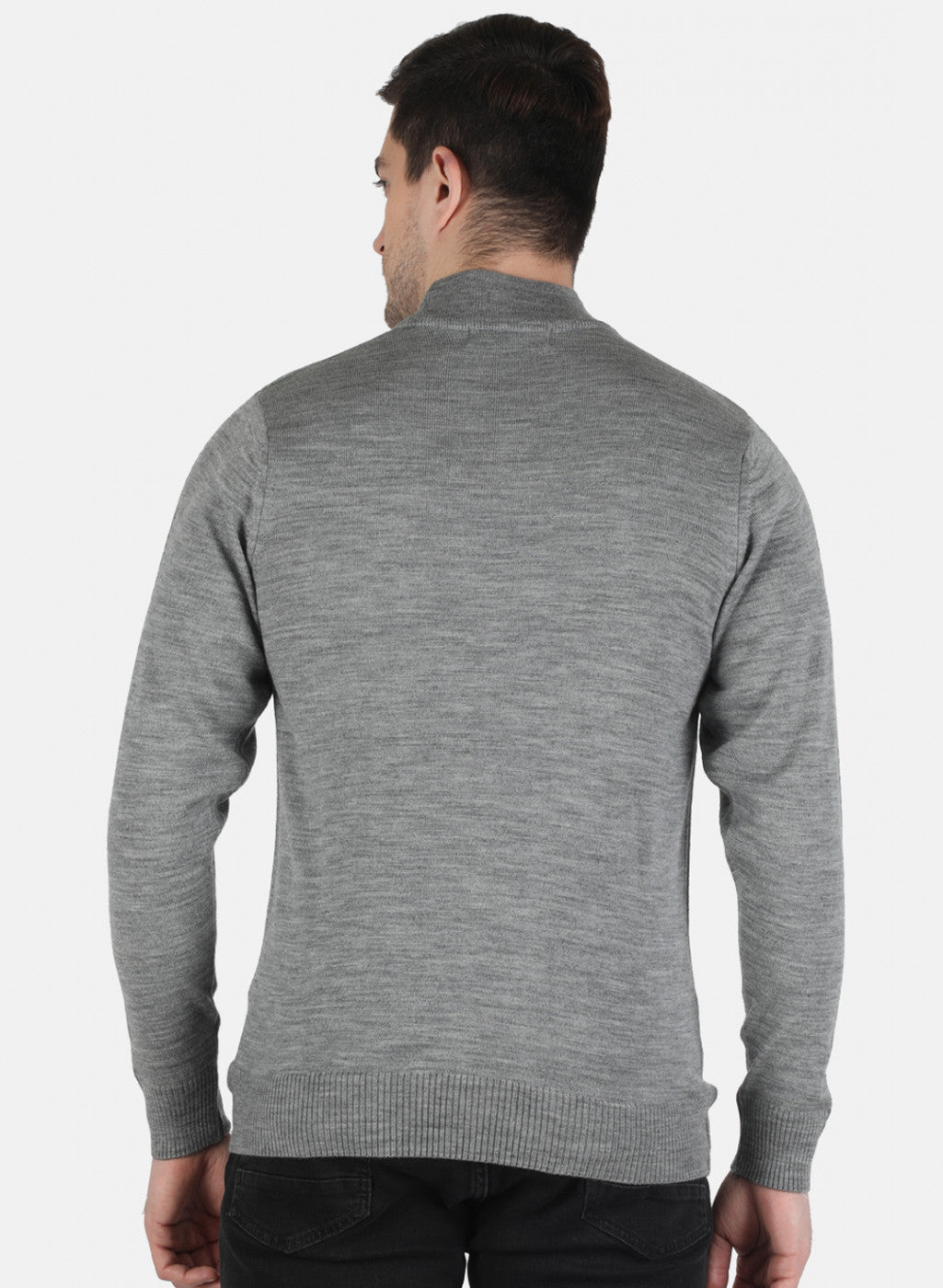 Men Grey Solid Pullover