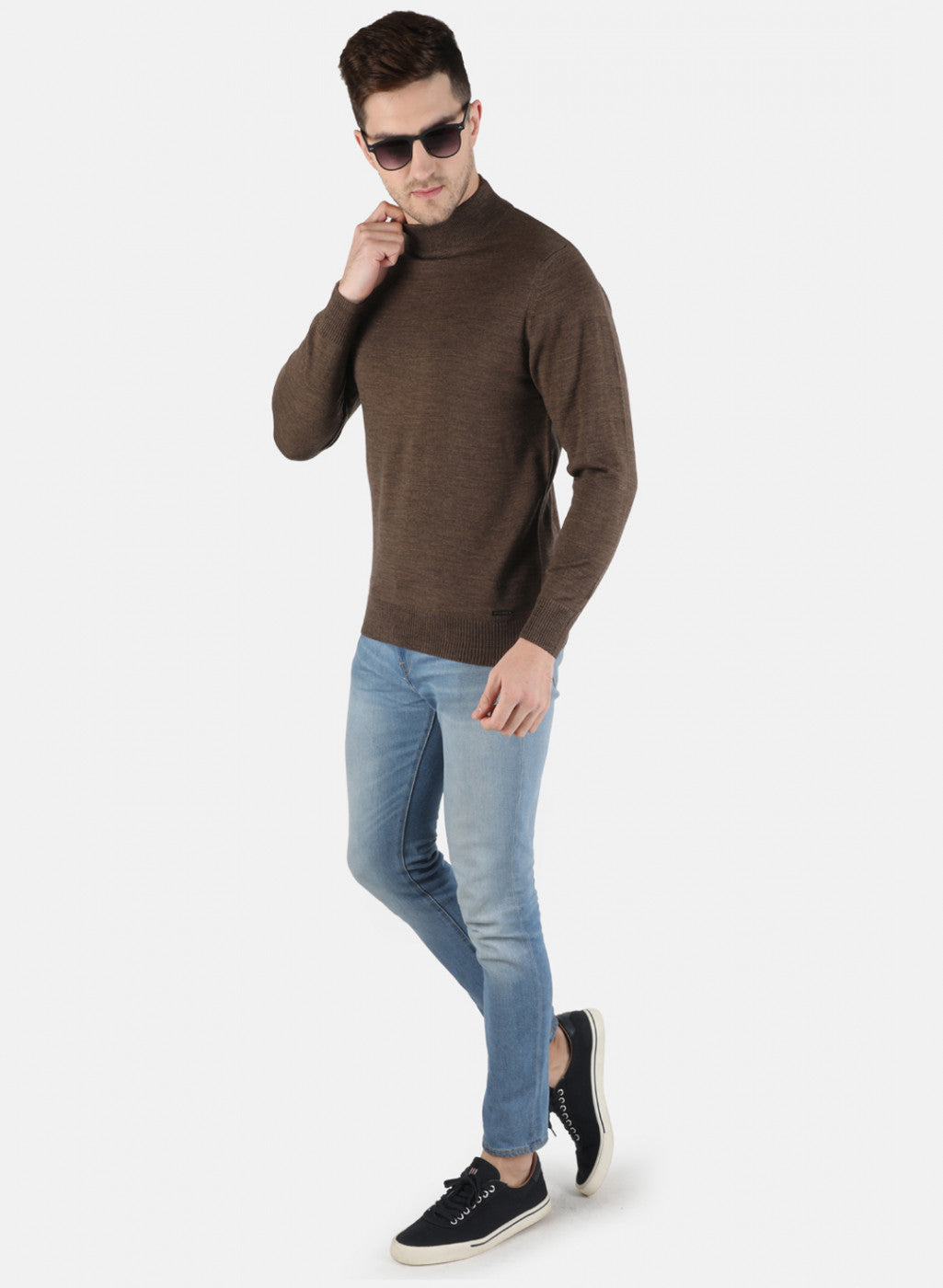 Men Brown Solid Pullover