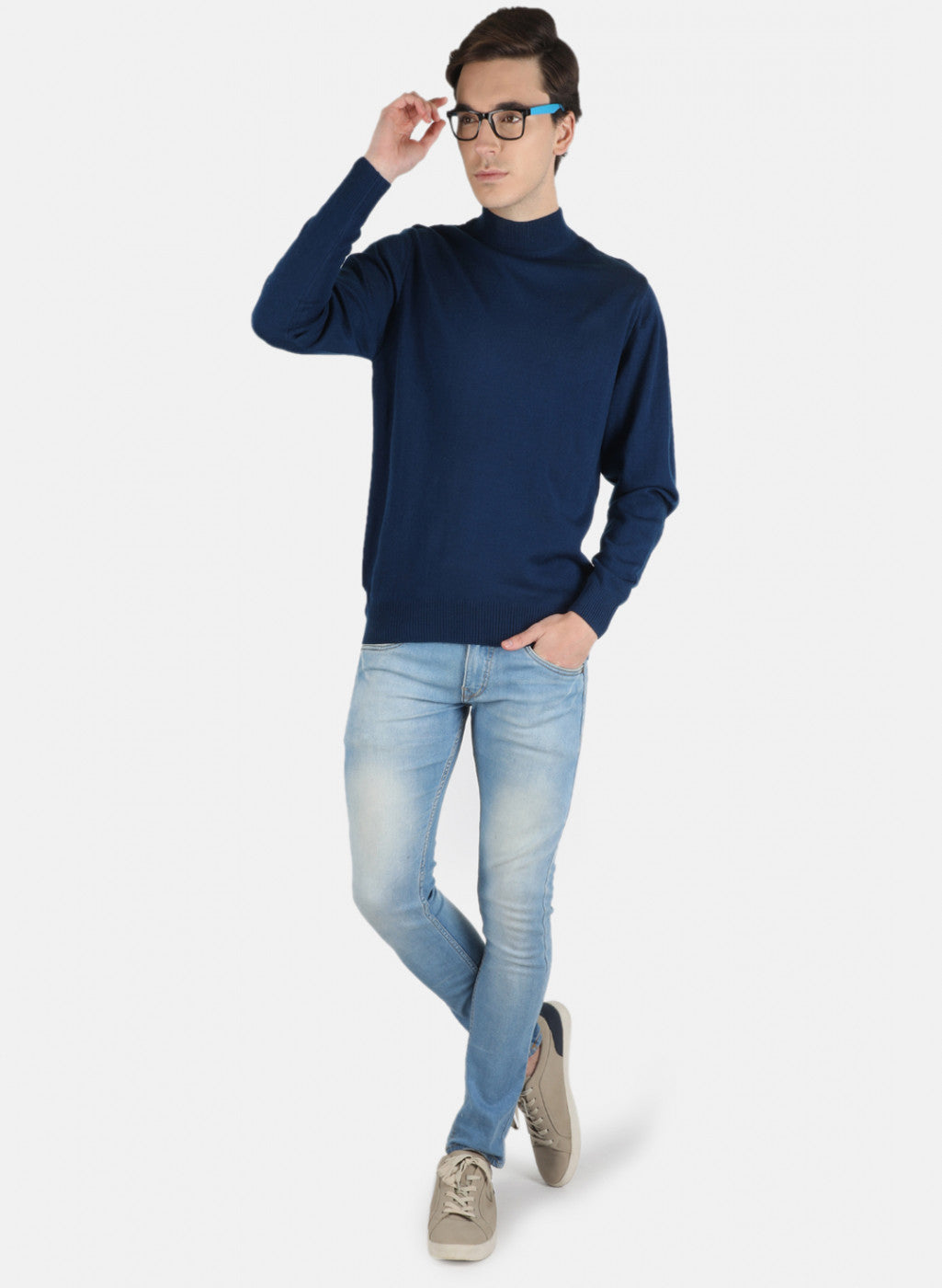 Men Blue Solid Pullover