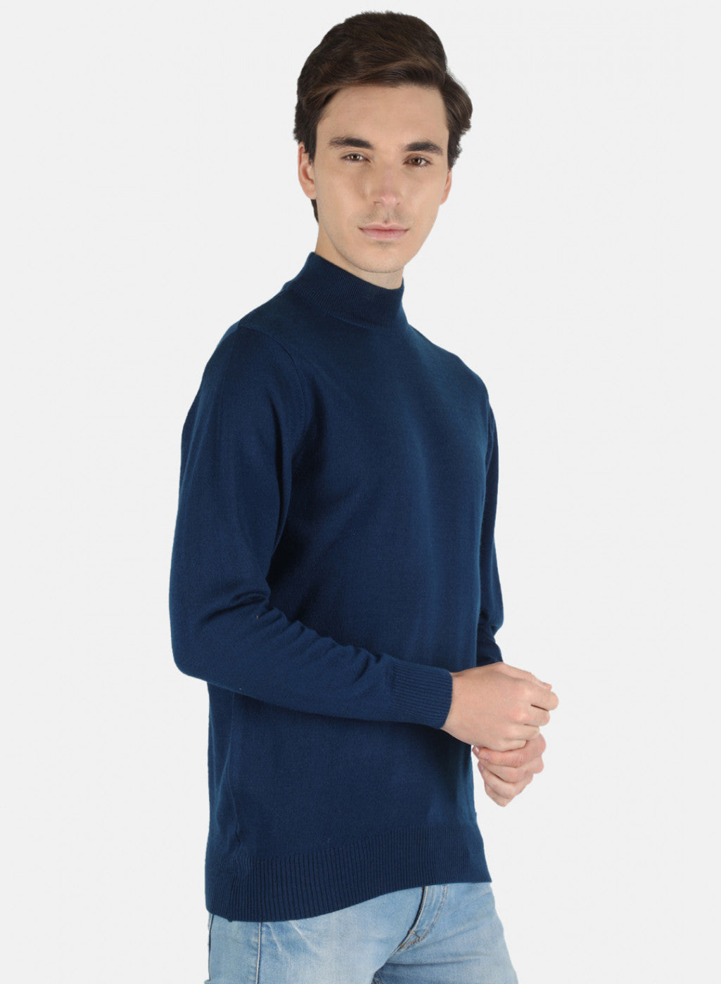 Men Blue Solid Pullover