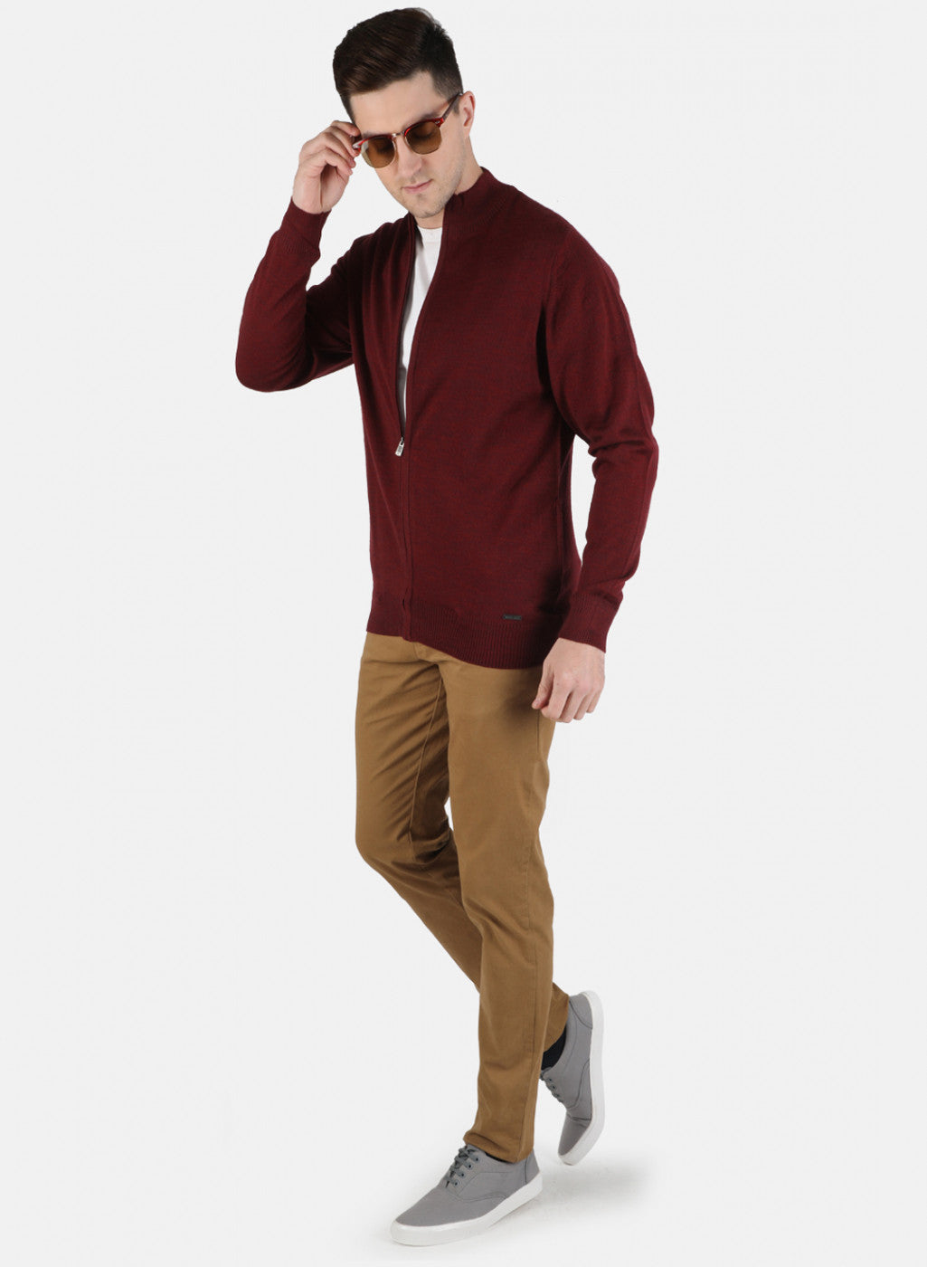 Men Maroon Solid Pullover