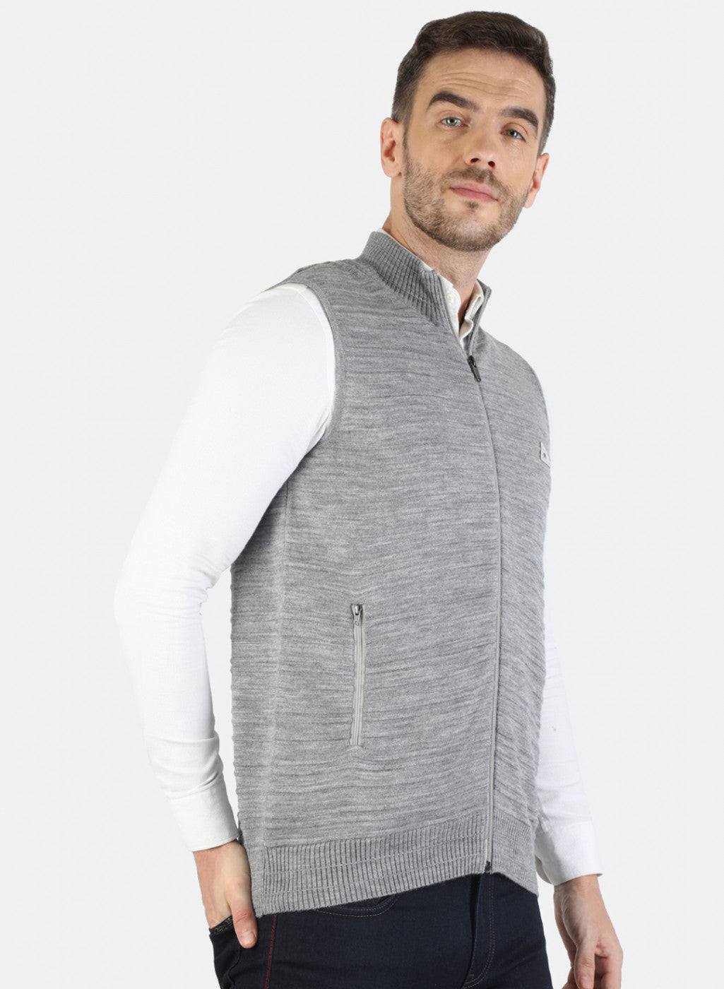 Men Grey Solid Pullover