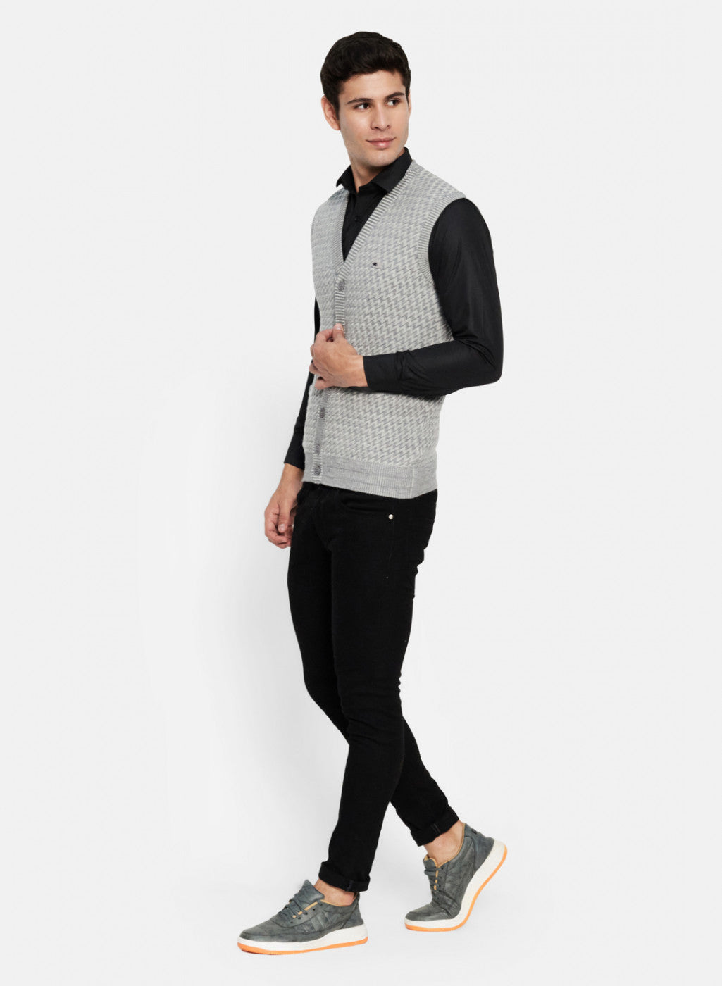 Men Grey Solid Cardigan