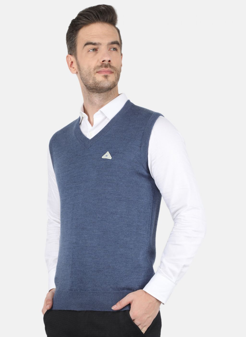 Men Blue Solid Sweater