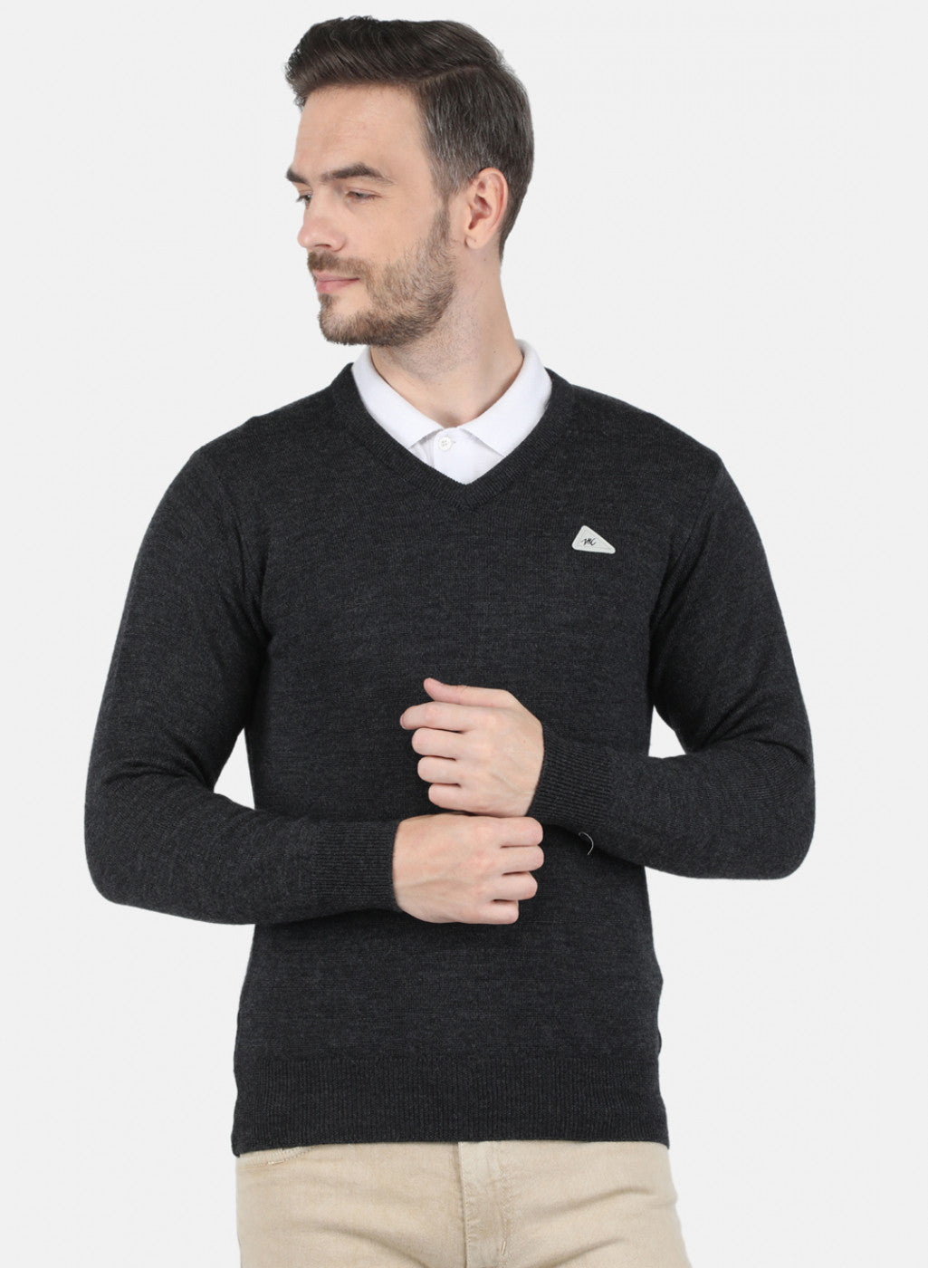 Men Dark Grey Solid Pullover