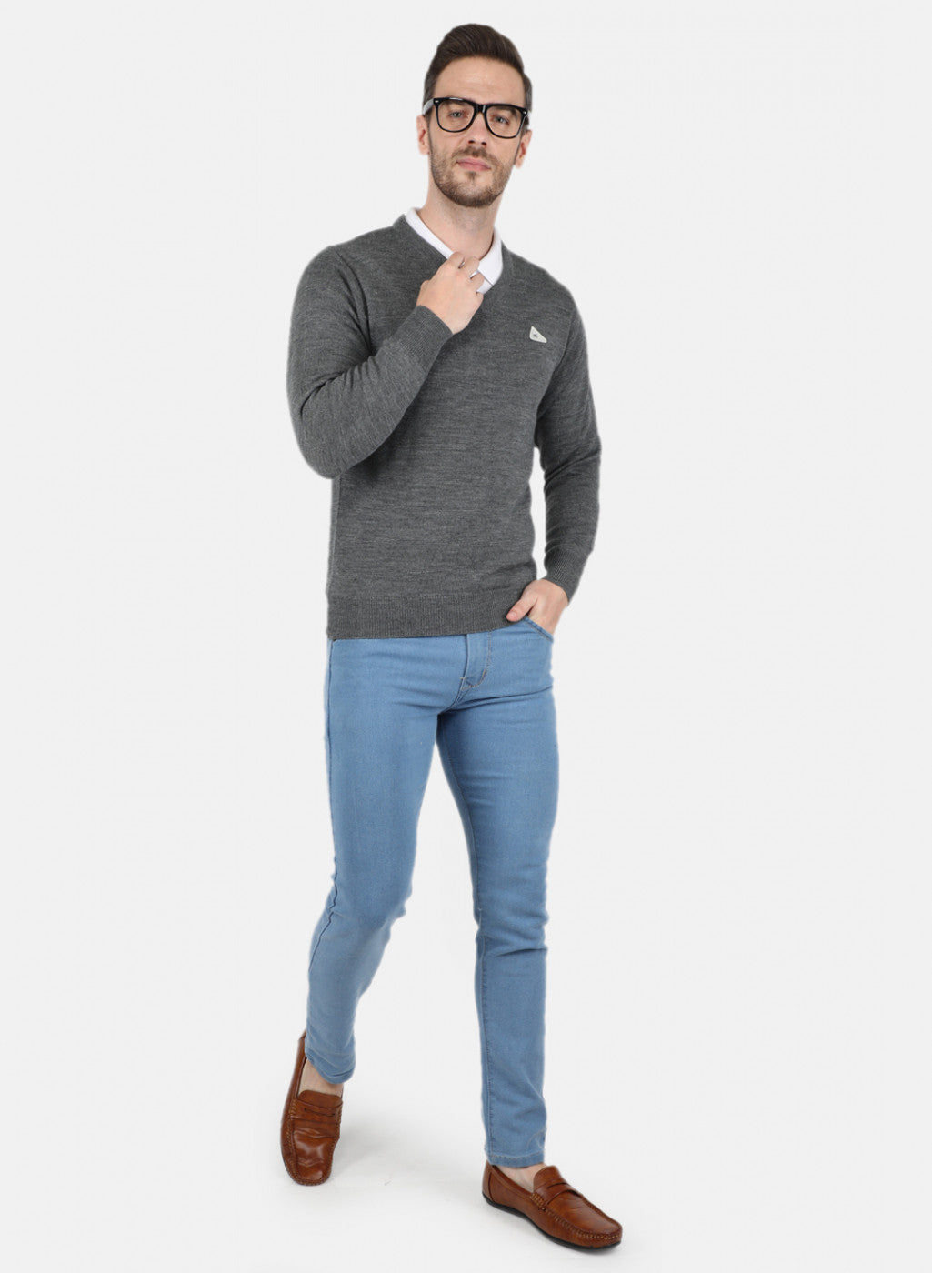 Men Grey Solid Pullover