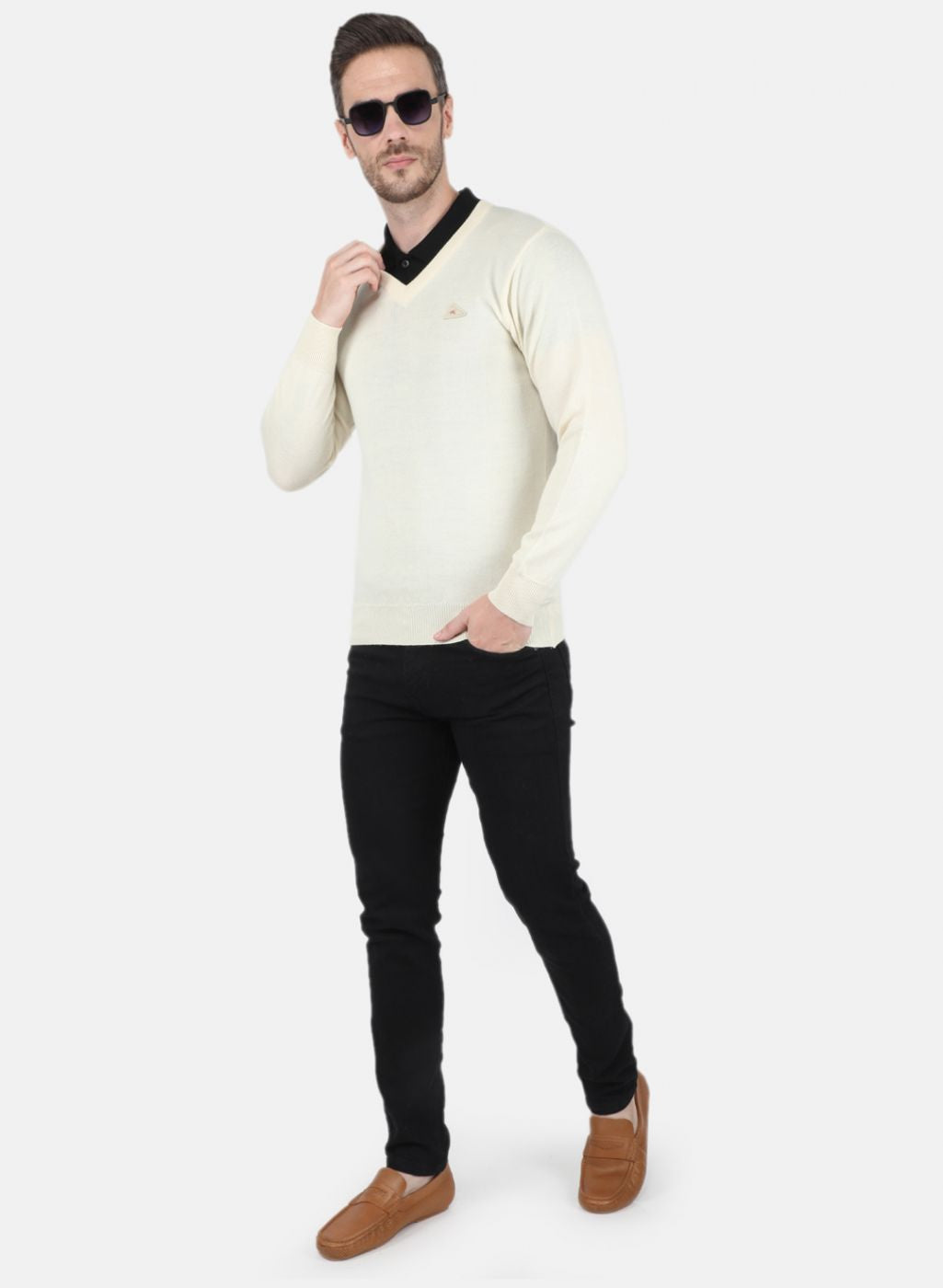 Men Cream Solid Pullover