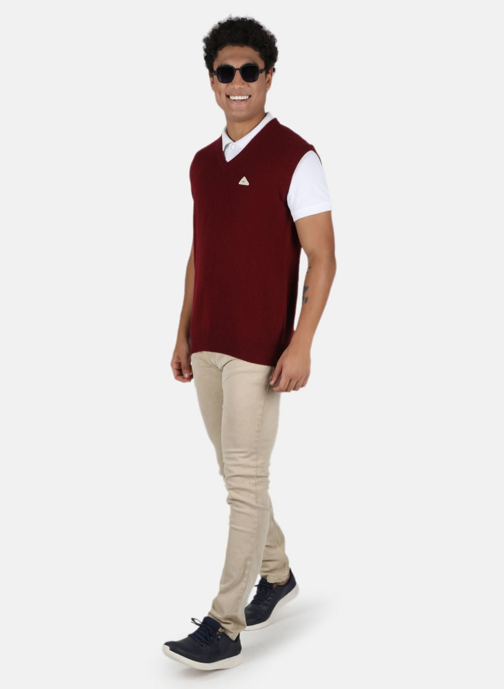 Men Maroon Solid Sweater