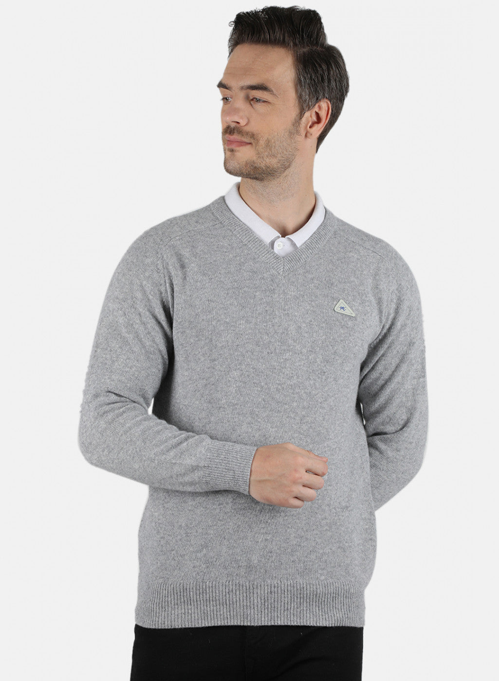 Men Grey Solid Pullover