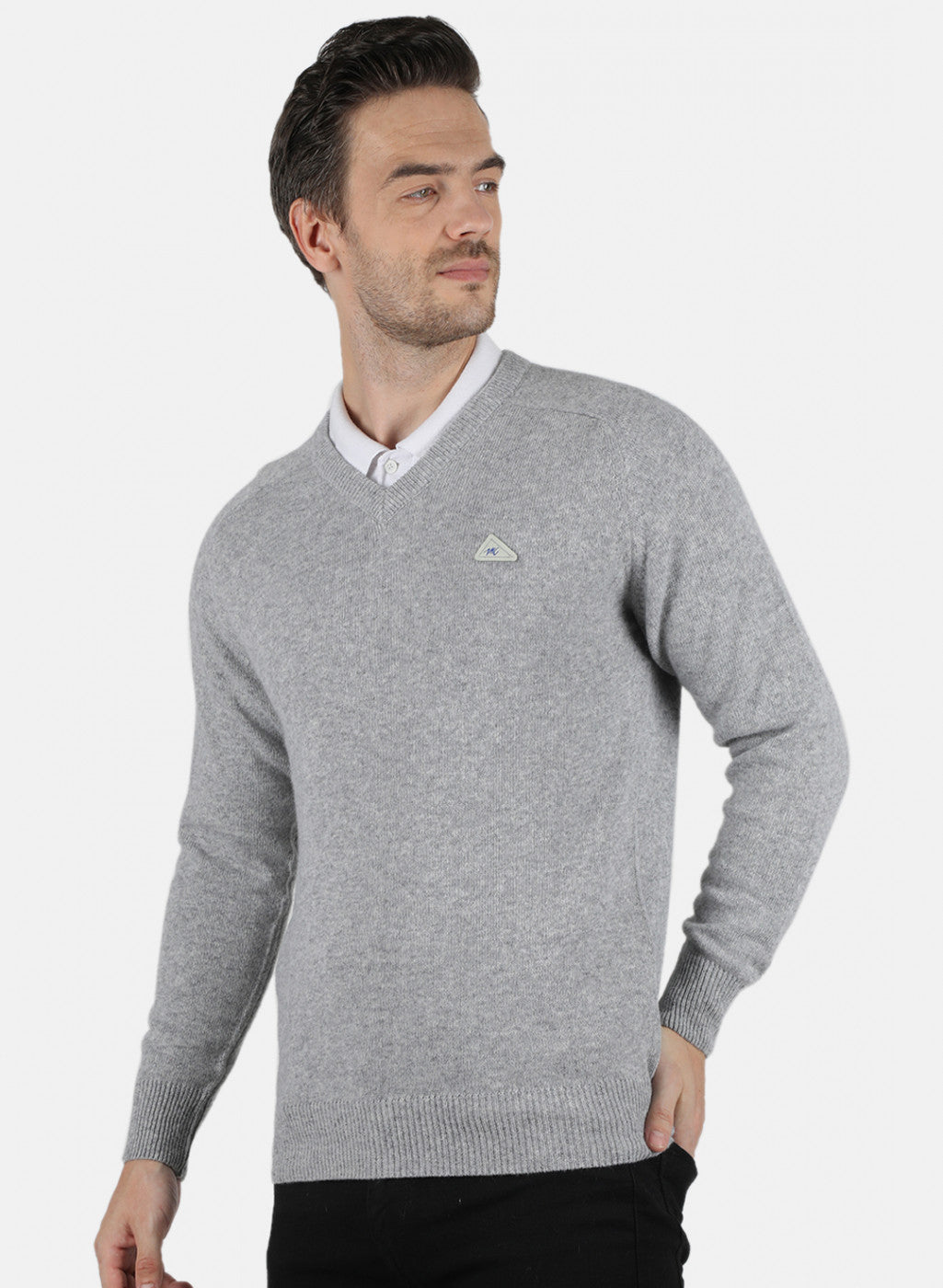 Men Grey Solid Pullover