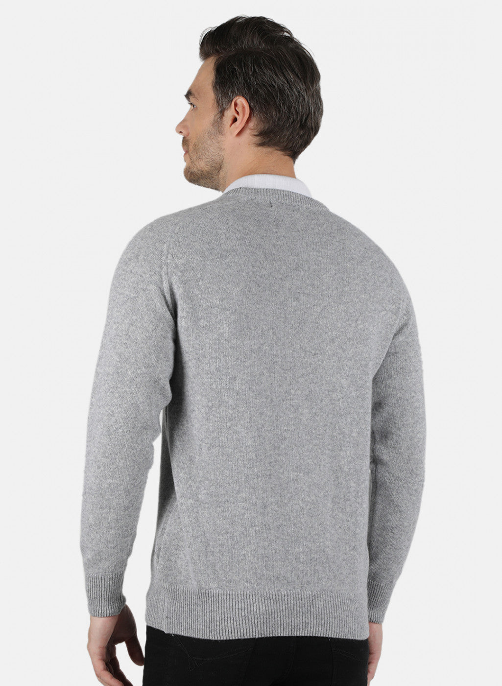 Men Grey Solid Pullover