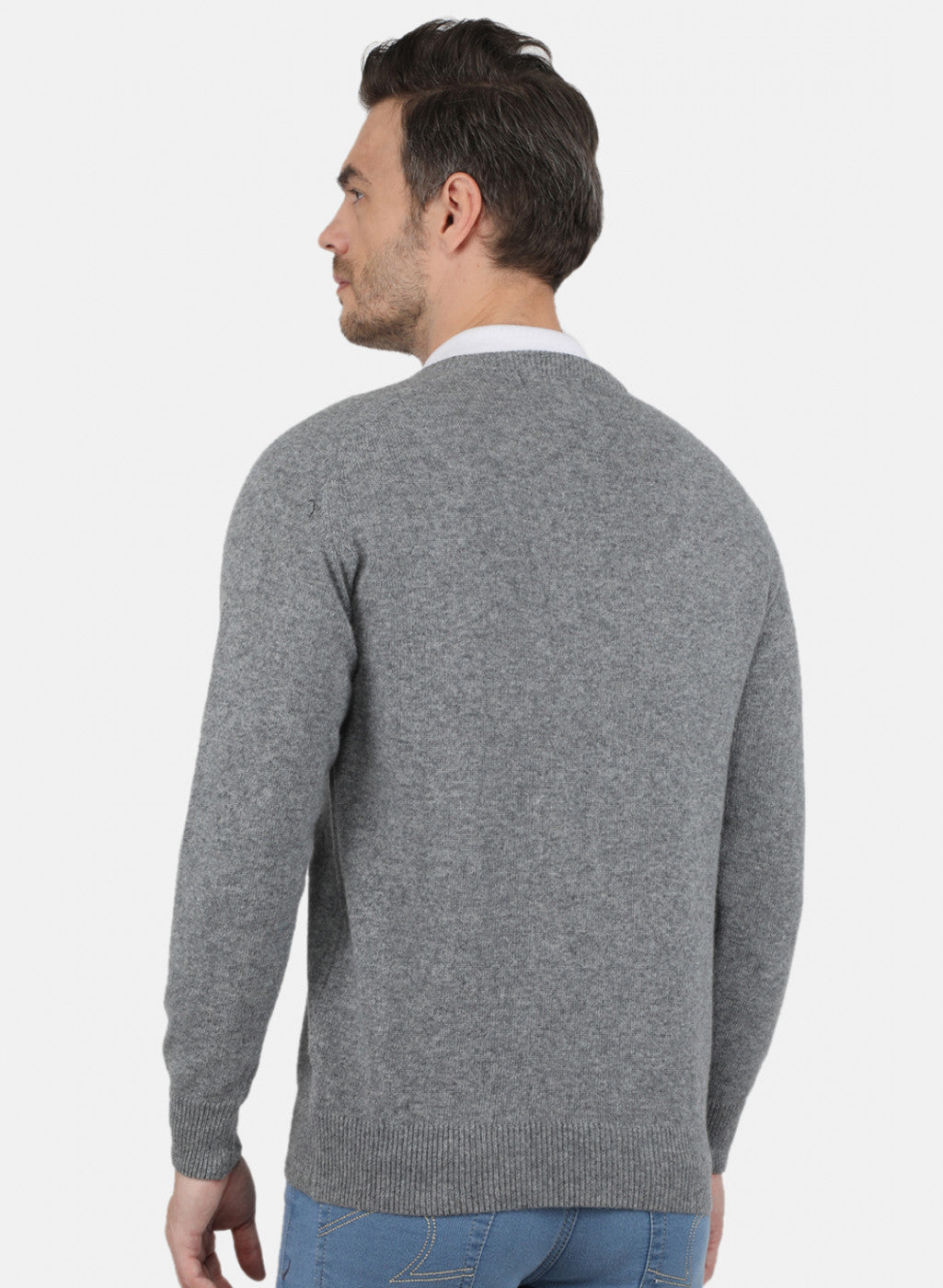 Men Grey Solid Pullover