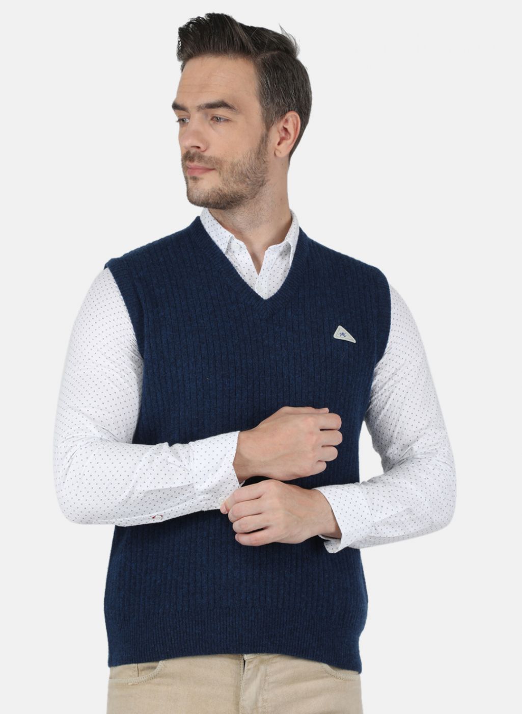 Men Blue Solid Sweater