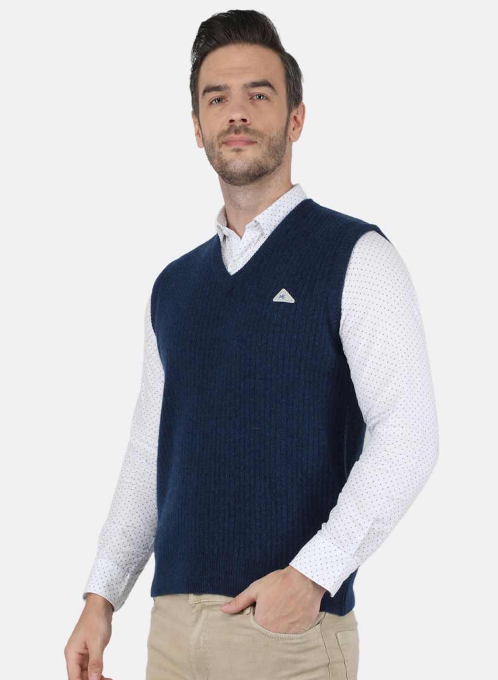 Men Blue Solid Sweater