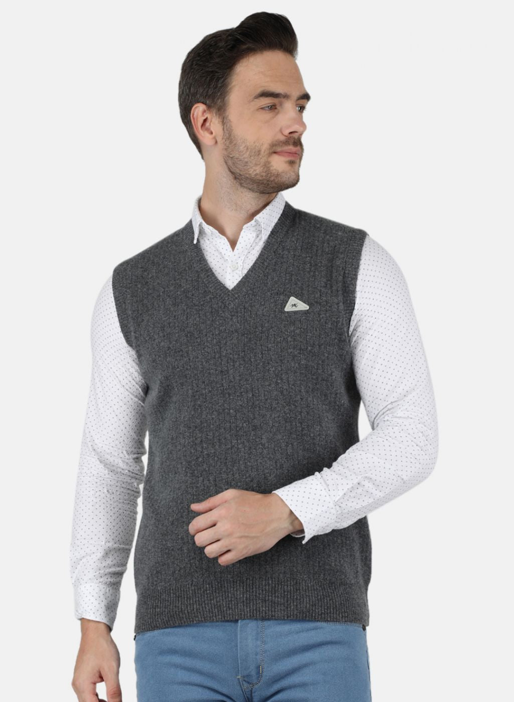 Men Grey Solid Sweater