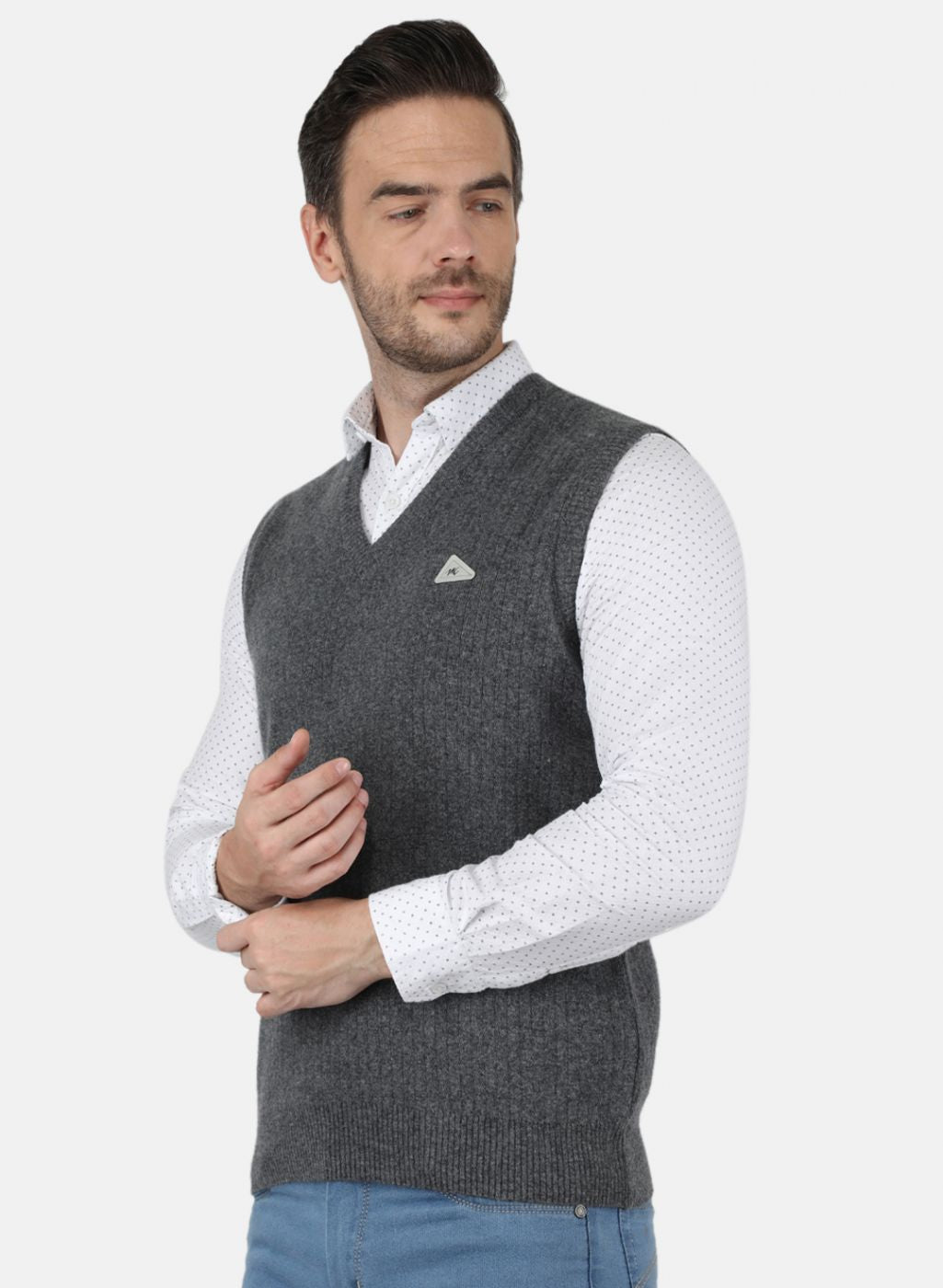 Men Grey Solid Sweater