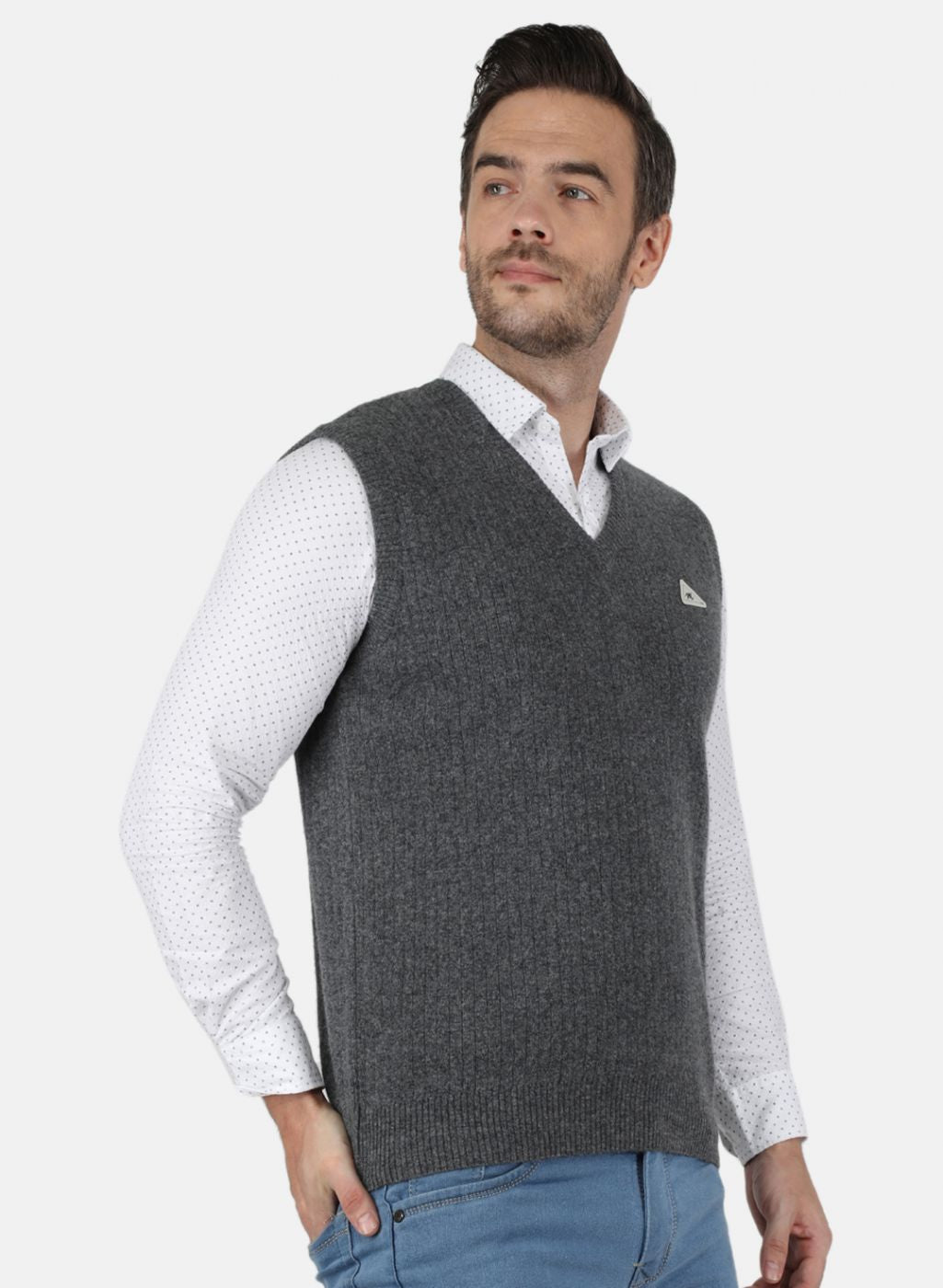 Men Grey Solid Sweater