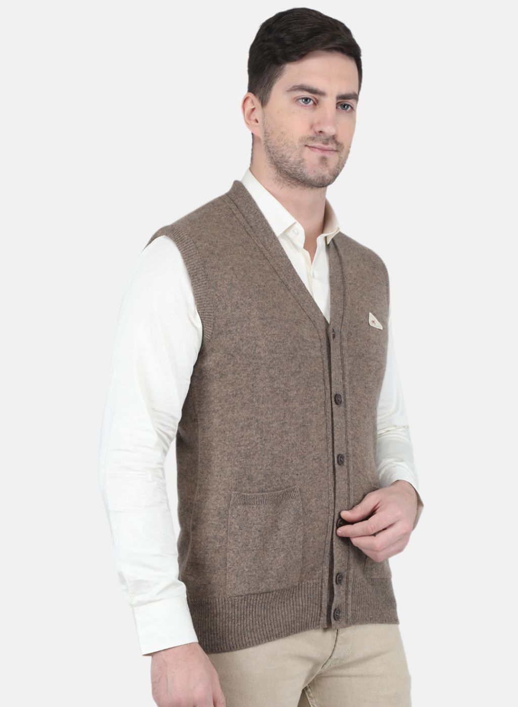 Men Beige Solid Cardigan