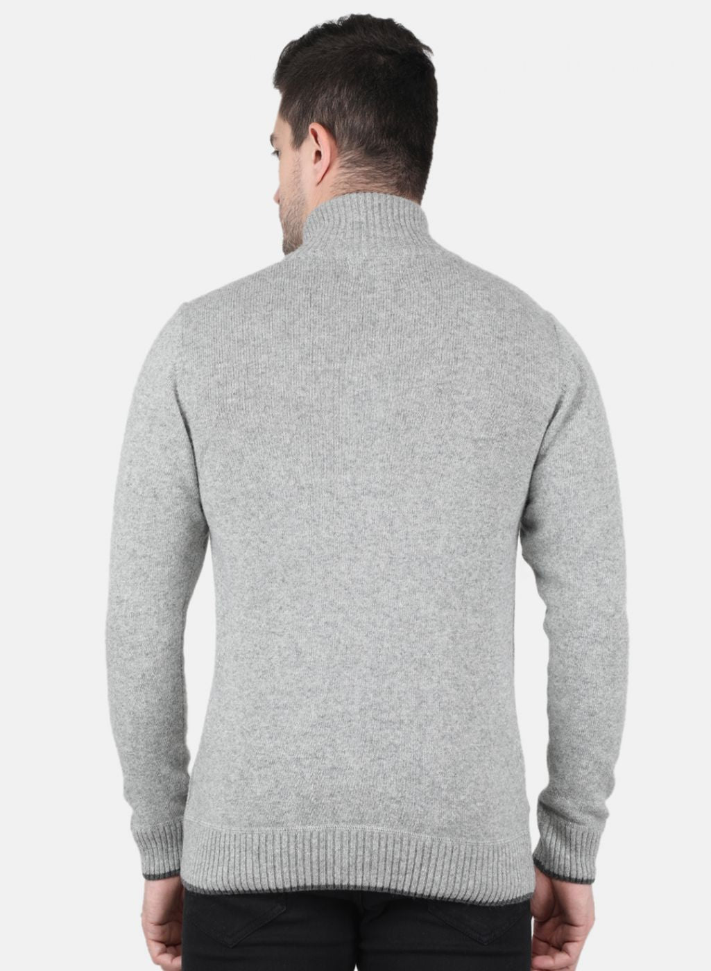 Men Grey Solid Pullover