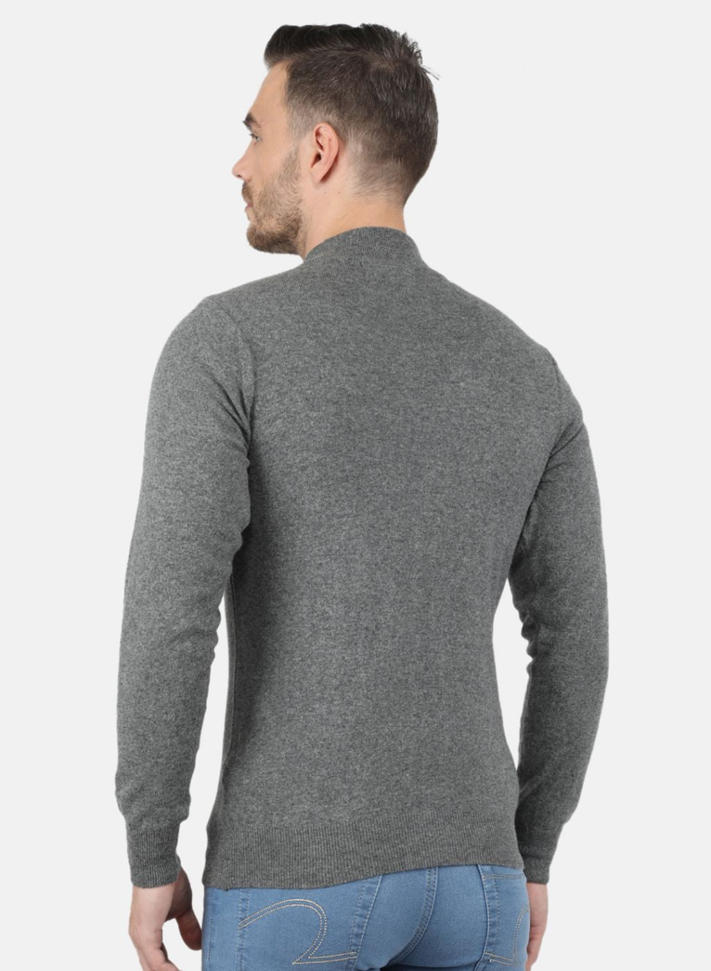 Men Grey Solid Pullover