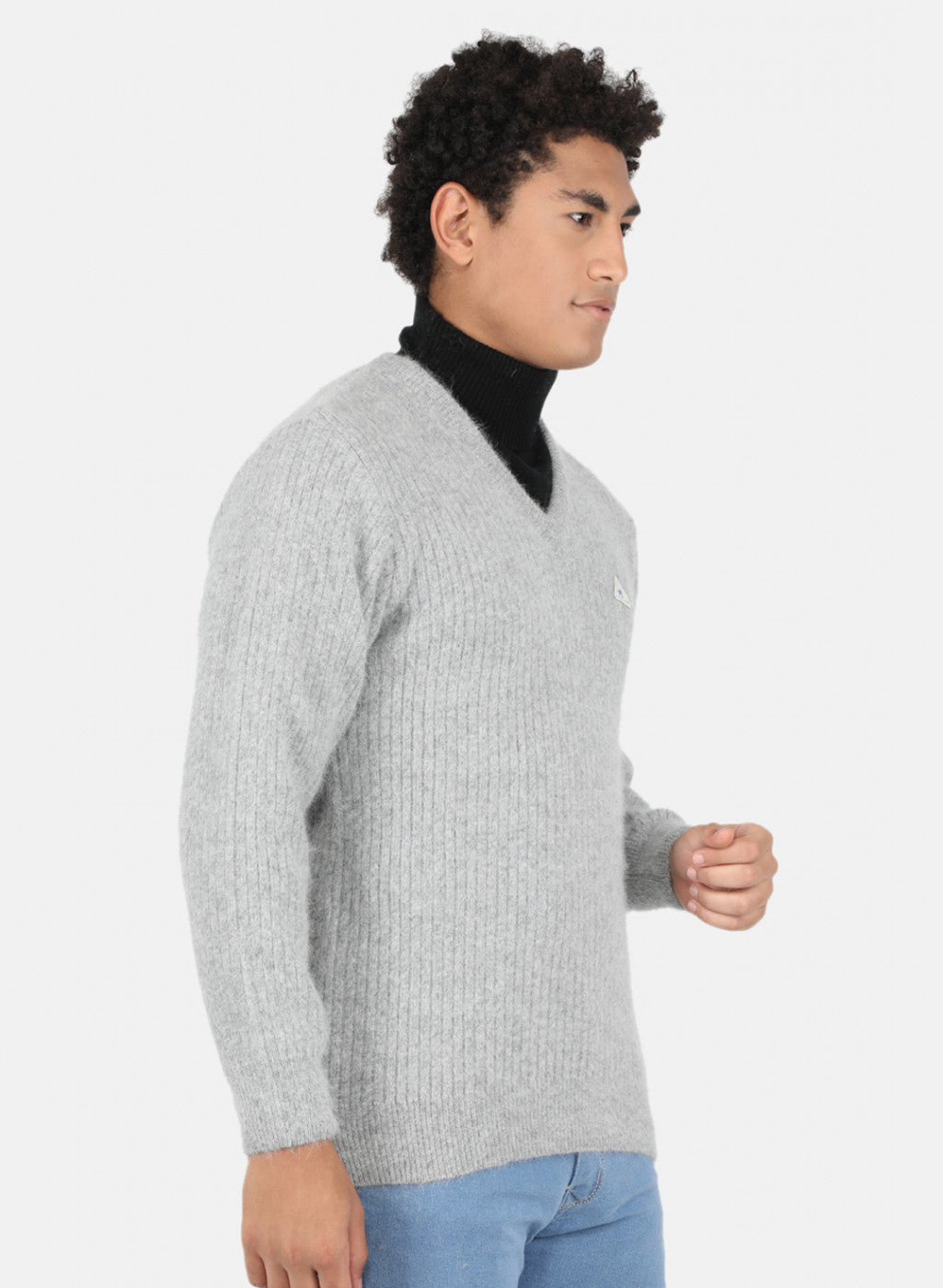 Men Grey Solid Pullover