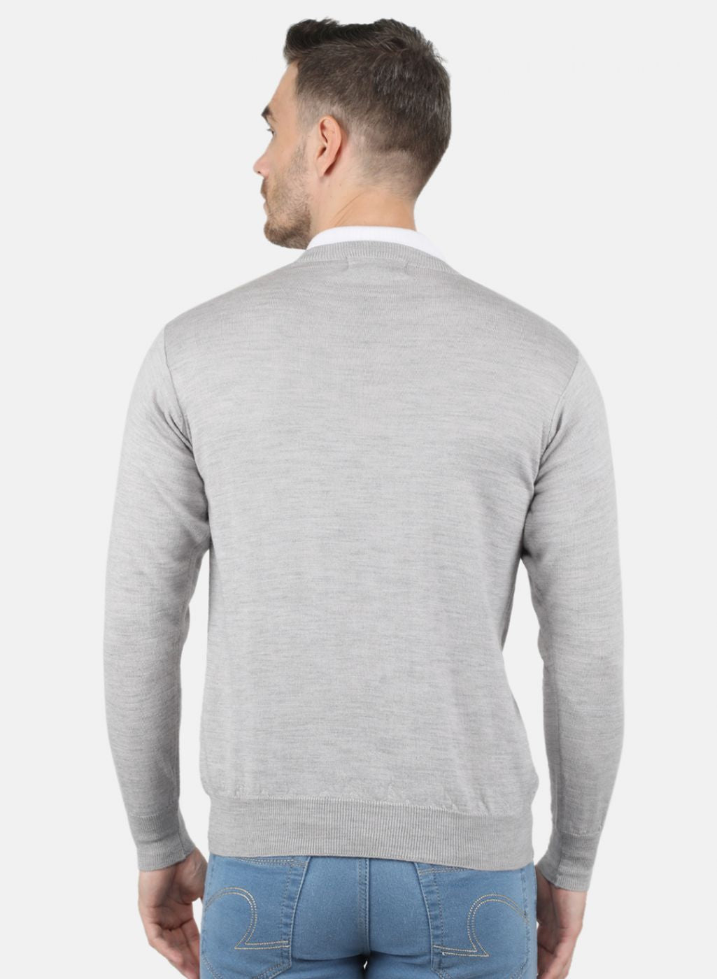 Men Grey Solid Pullover