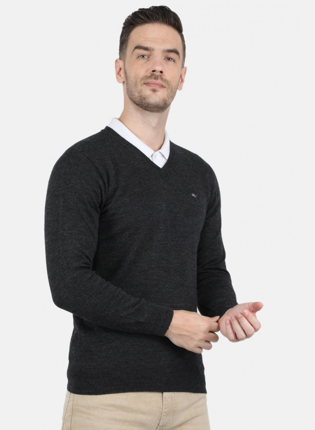 Men Grey Solid Pullover