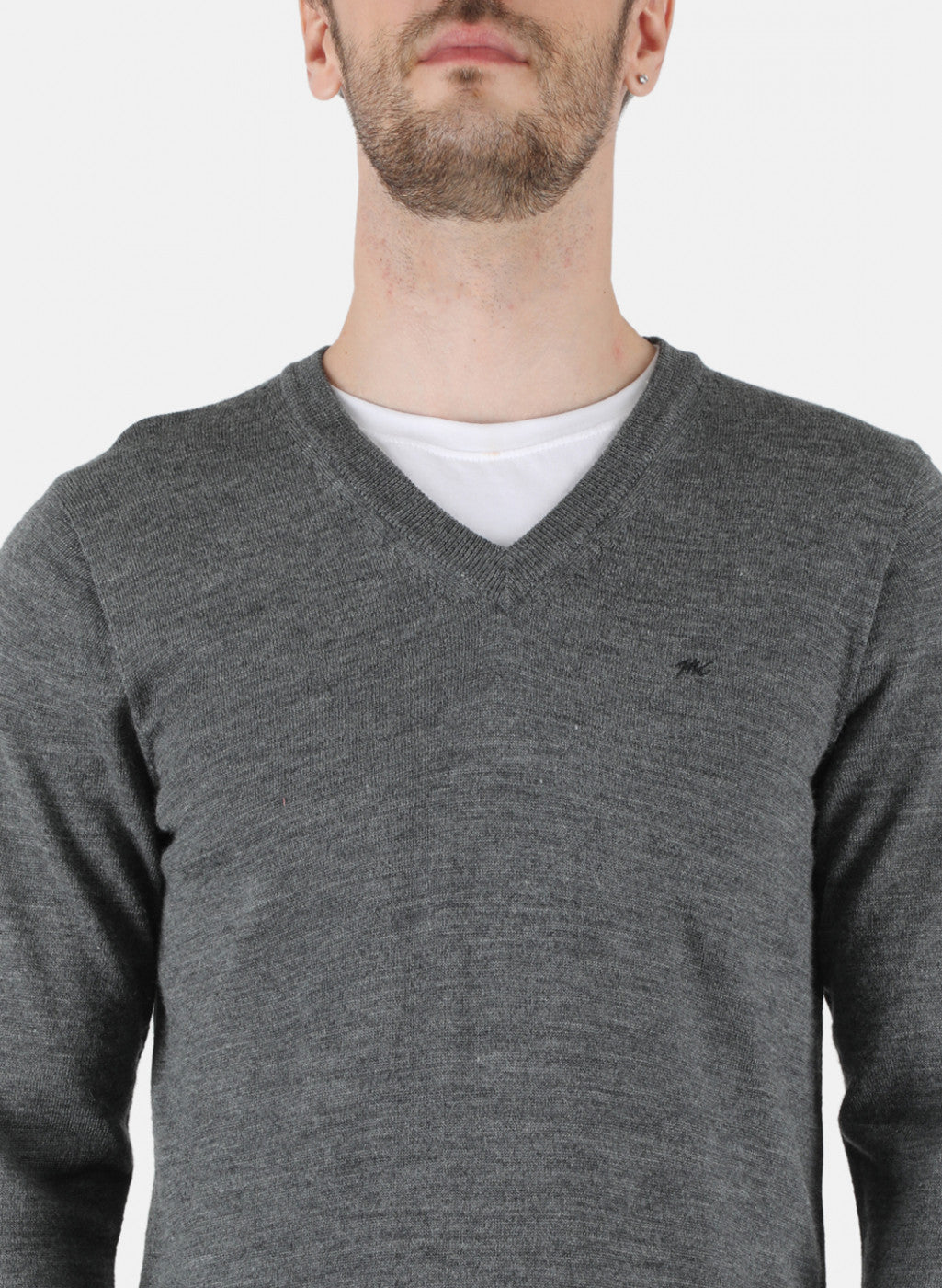 Men Grey Solid Pullover