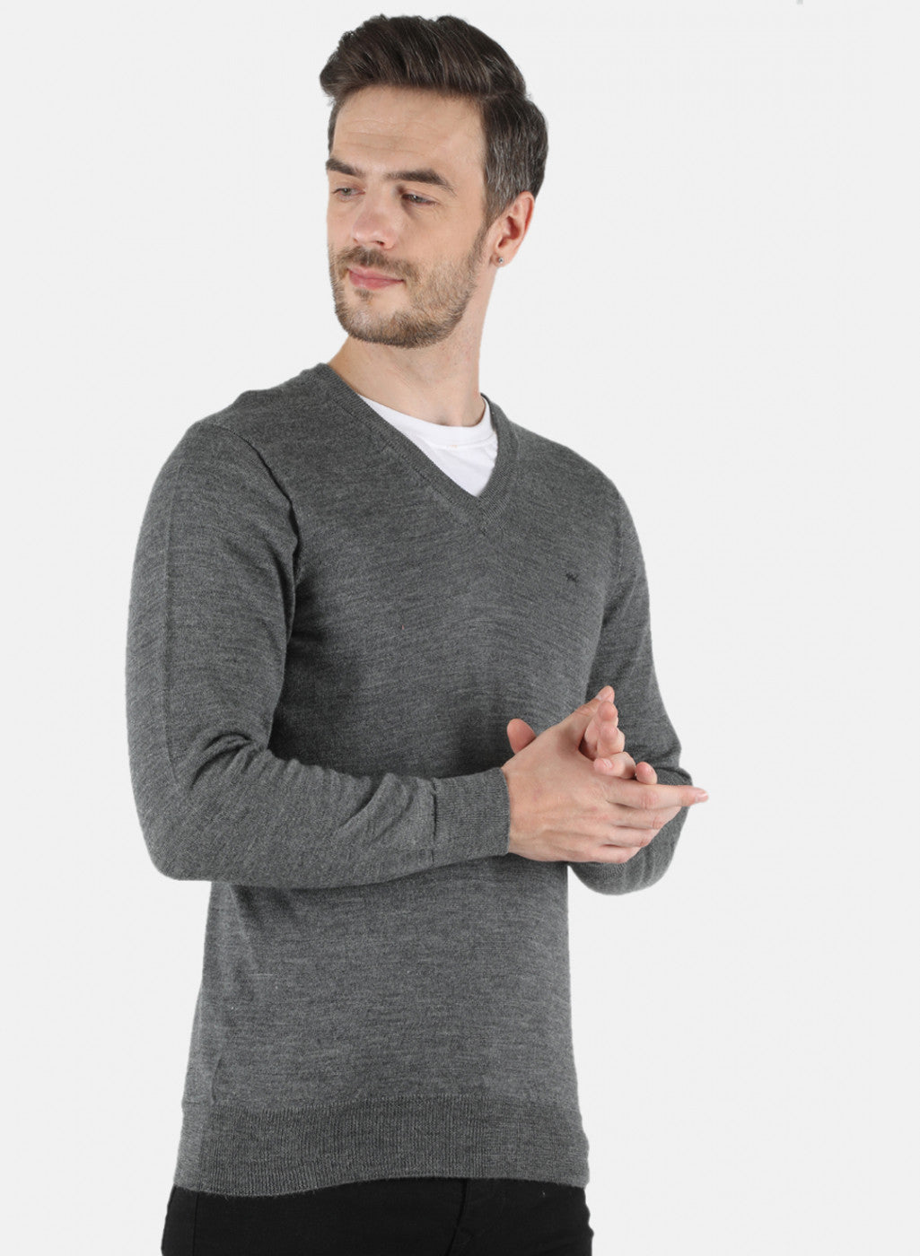 Men Grey Solid Pullover