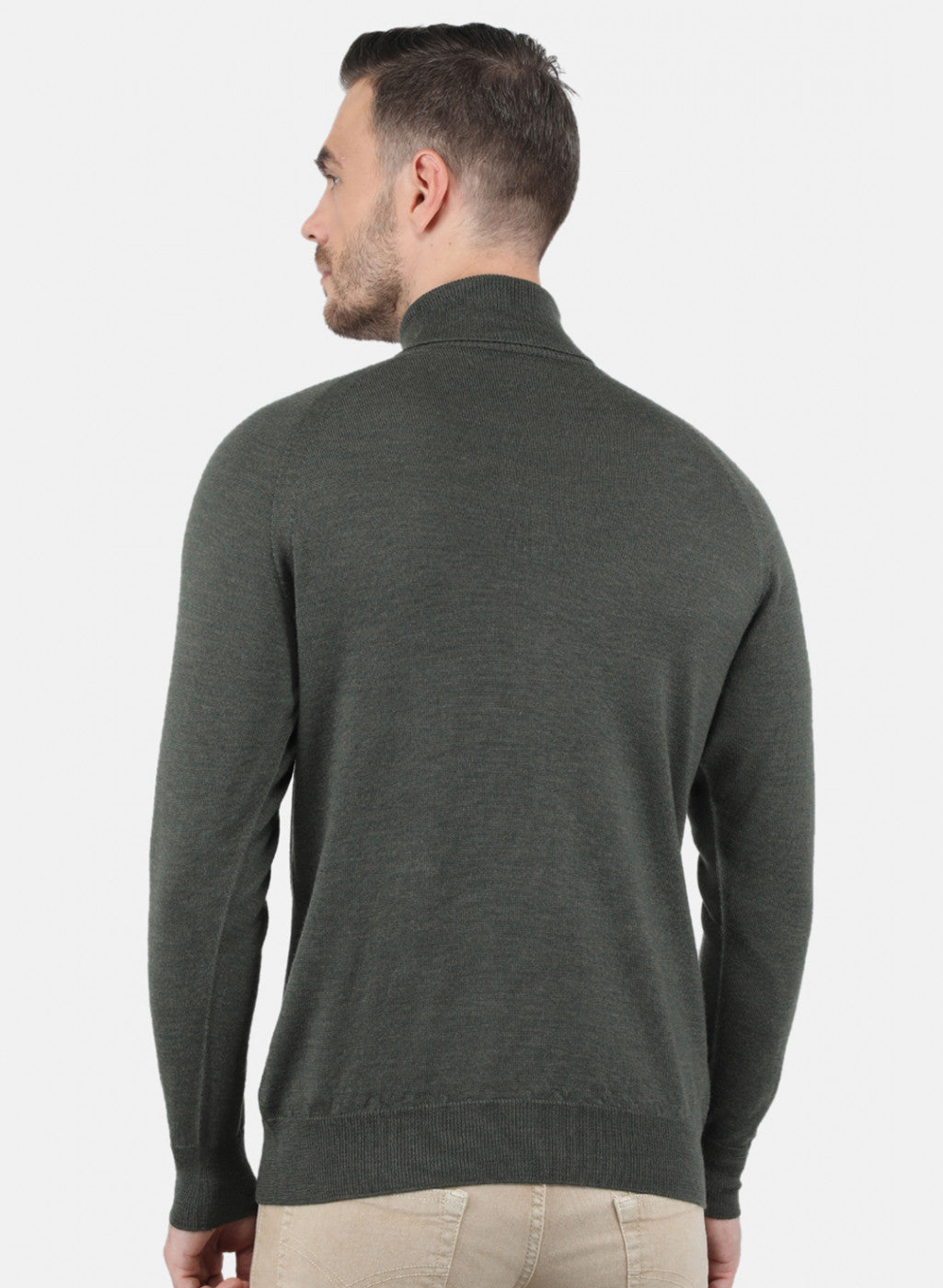 Men Olive Solid Pullover