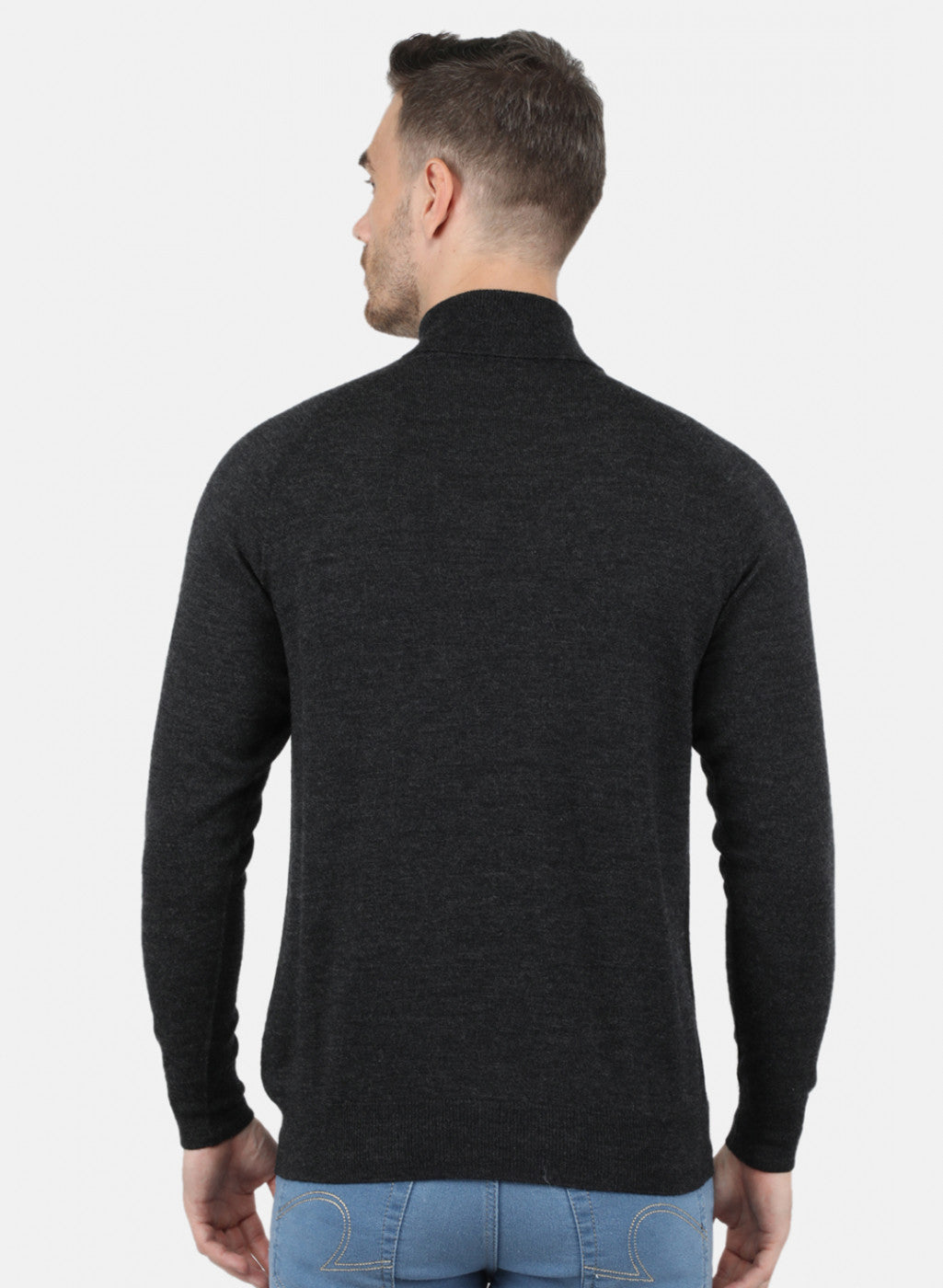 Men Grey Solid Pullover