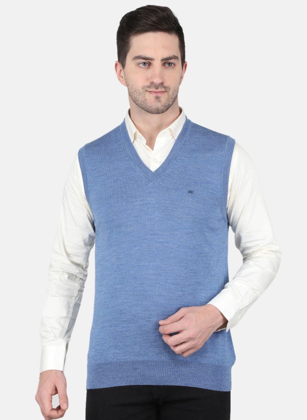 Men Blue Solid Sweater