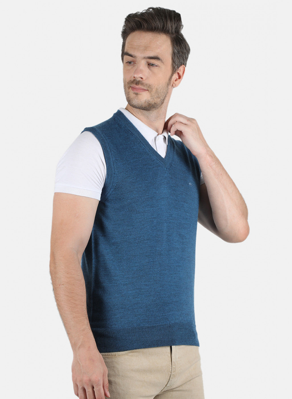 Men Blue Solid Sweater