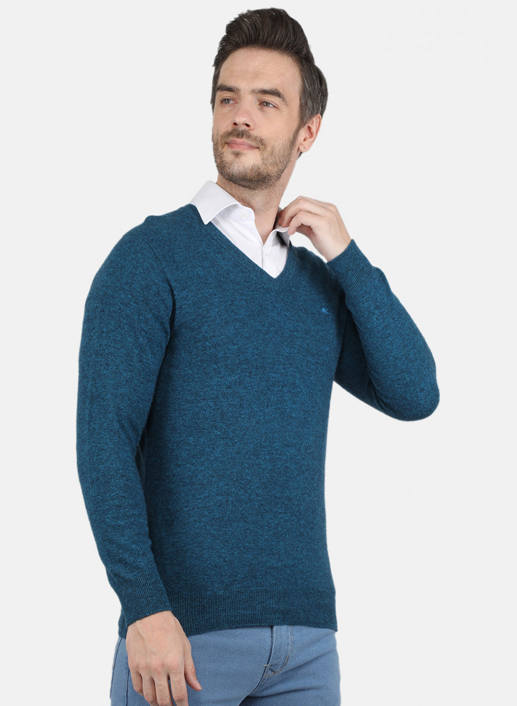 Men Blue Solid Pullover