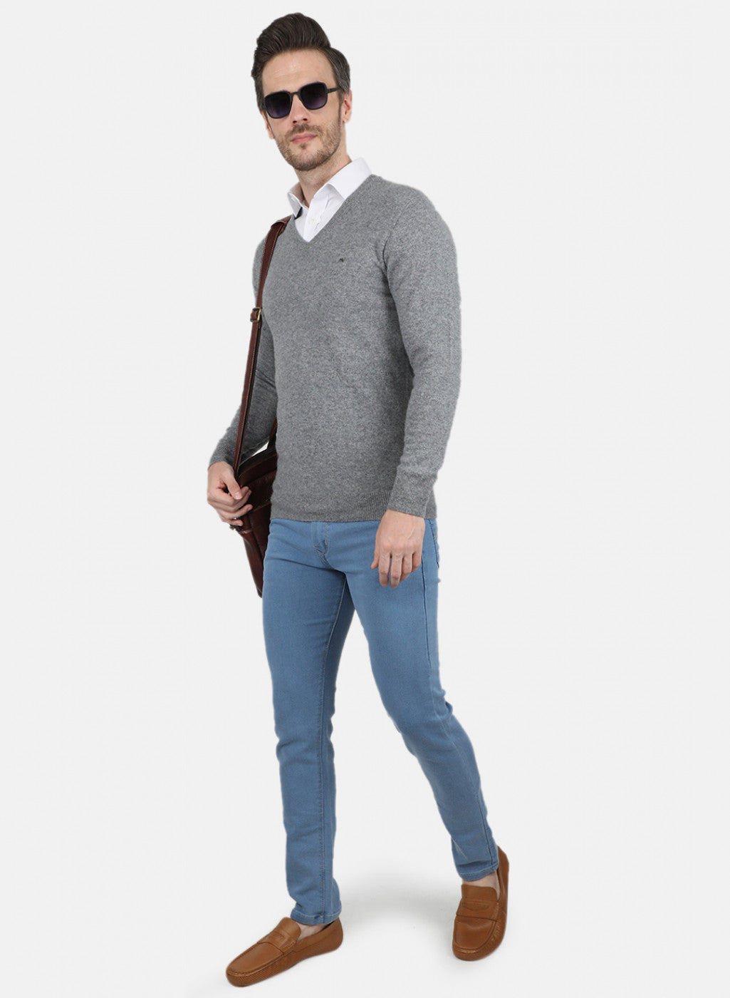 Men Grey Solid Pullover