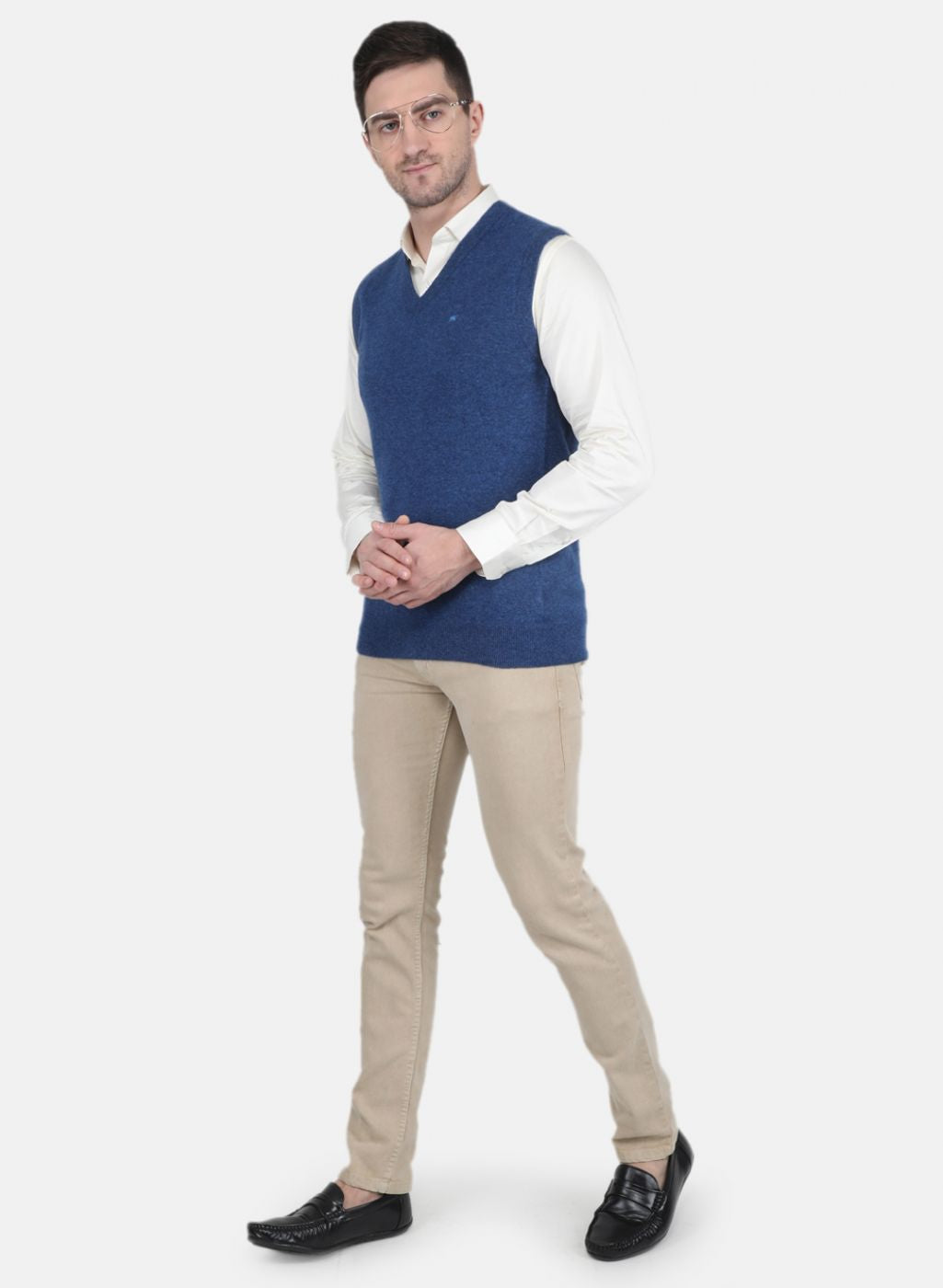 Men Blue Solid Sweater