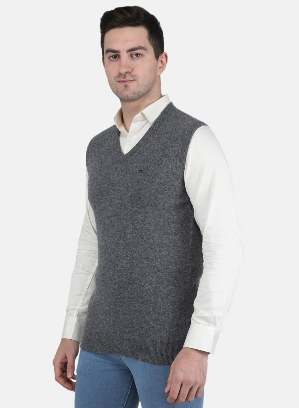 Men Grey Solid Sweater