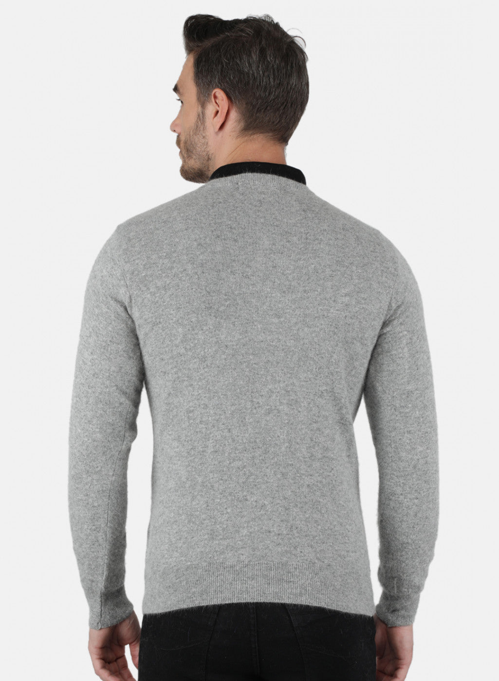 Men Grey Solid Pullover