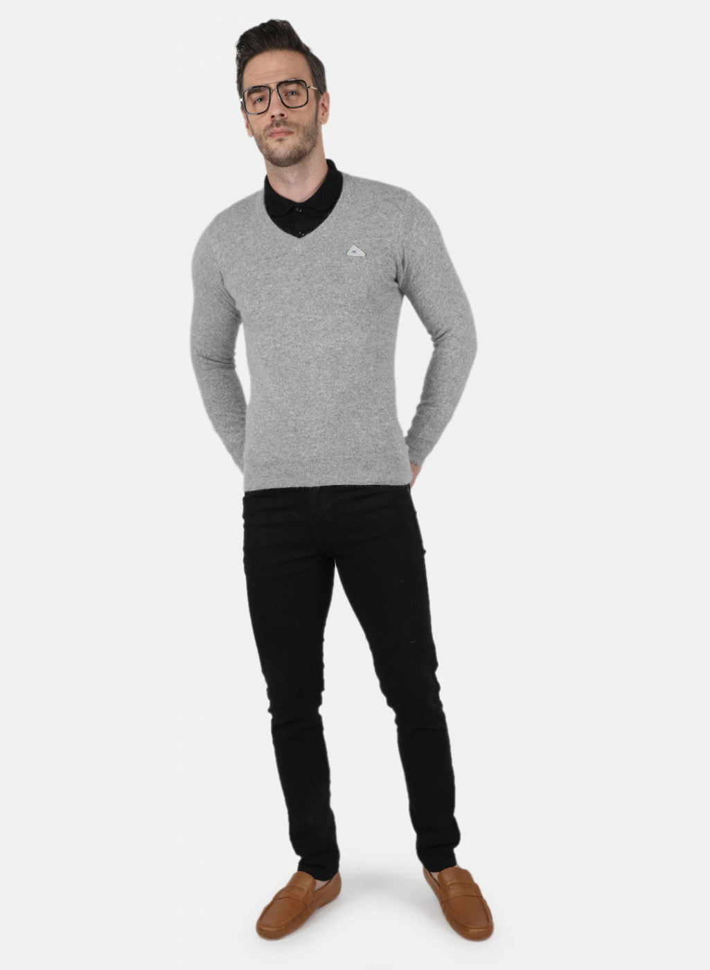 Men Grey Solid Pullover