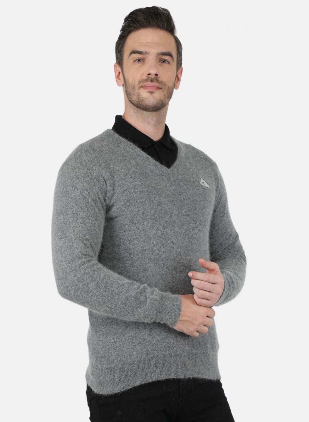 Men Grey Solid Pullover